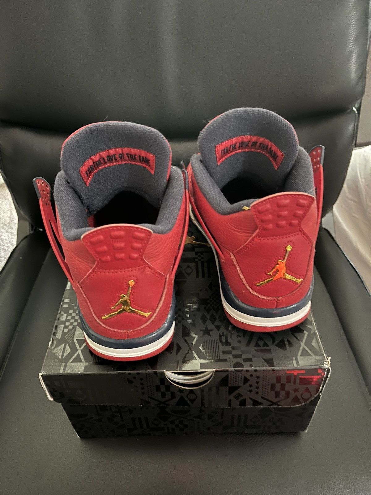 Jordan Brand Jordan 4 Retro FIBA (2019) Size US 8.5 / EU 41-42 - 3 Thumbnail