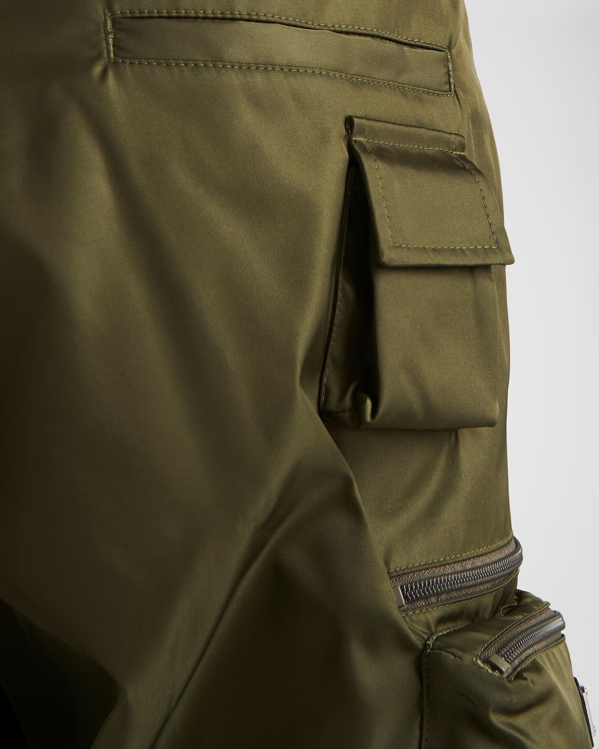 Prada o1bcso1str1025 Re-Nylon Cargo Trouser in Green Size US 36 / EU 52 - 3 Thumbnail