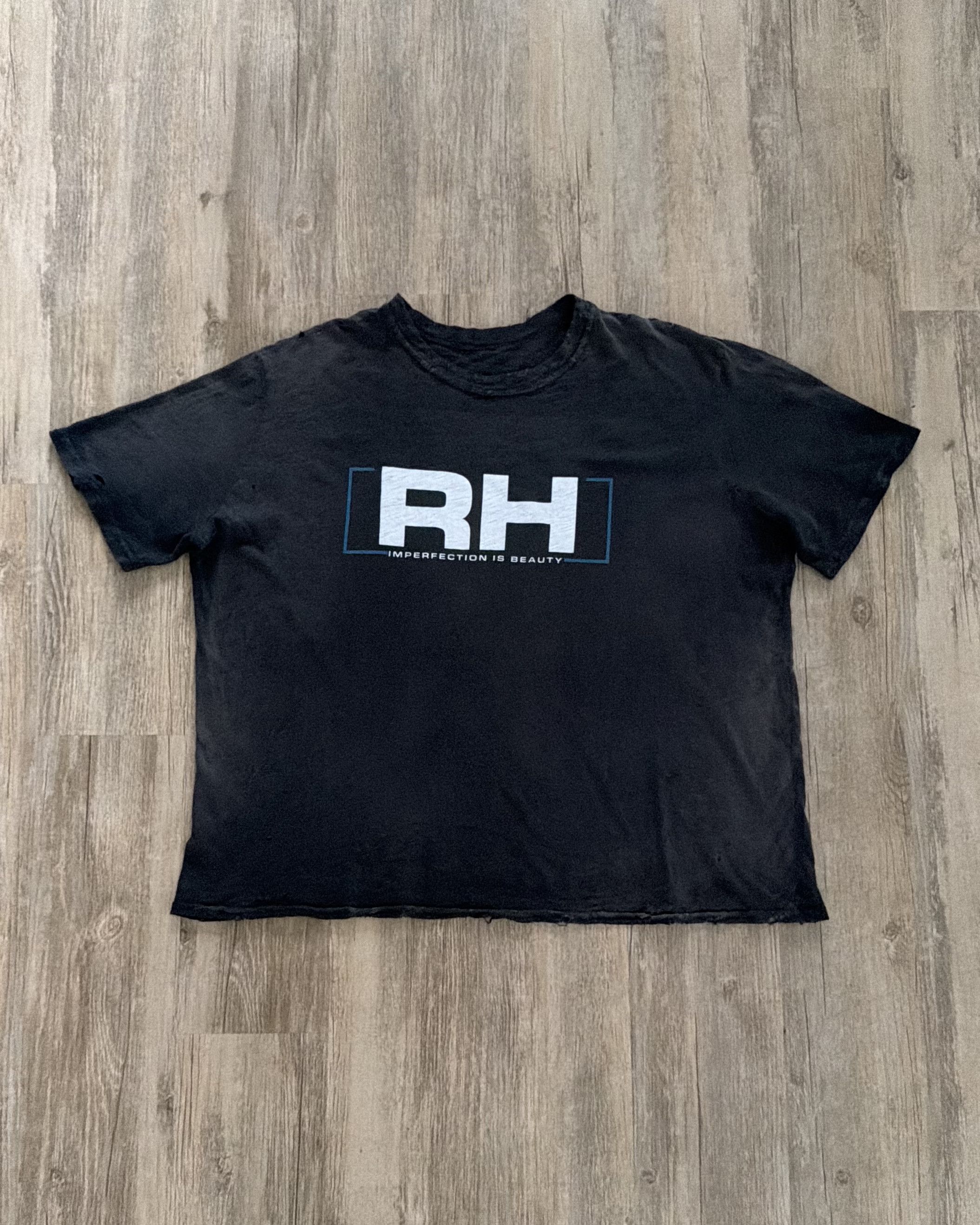 The GV Gallery GvGallery 'RH' Tee Size US XL / EU 56 / 4 - 1 Thumbnail