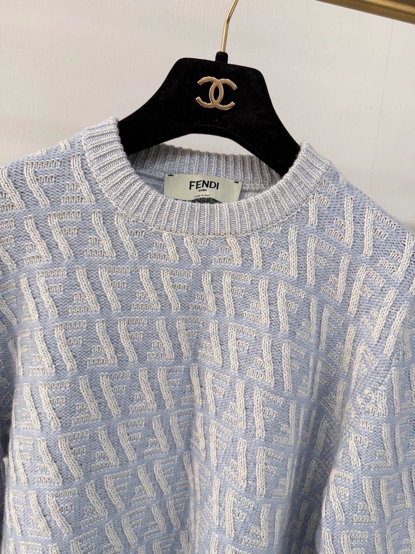 Fendi Fendi Blue Embroidered Logo Knit Sweater 38 (tags removed) Size XS / US 0-2 / IT 36-38 - 2 Thumbnail