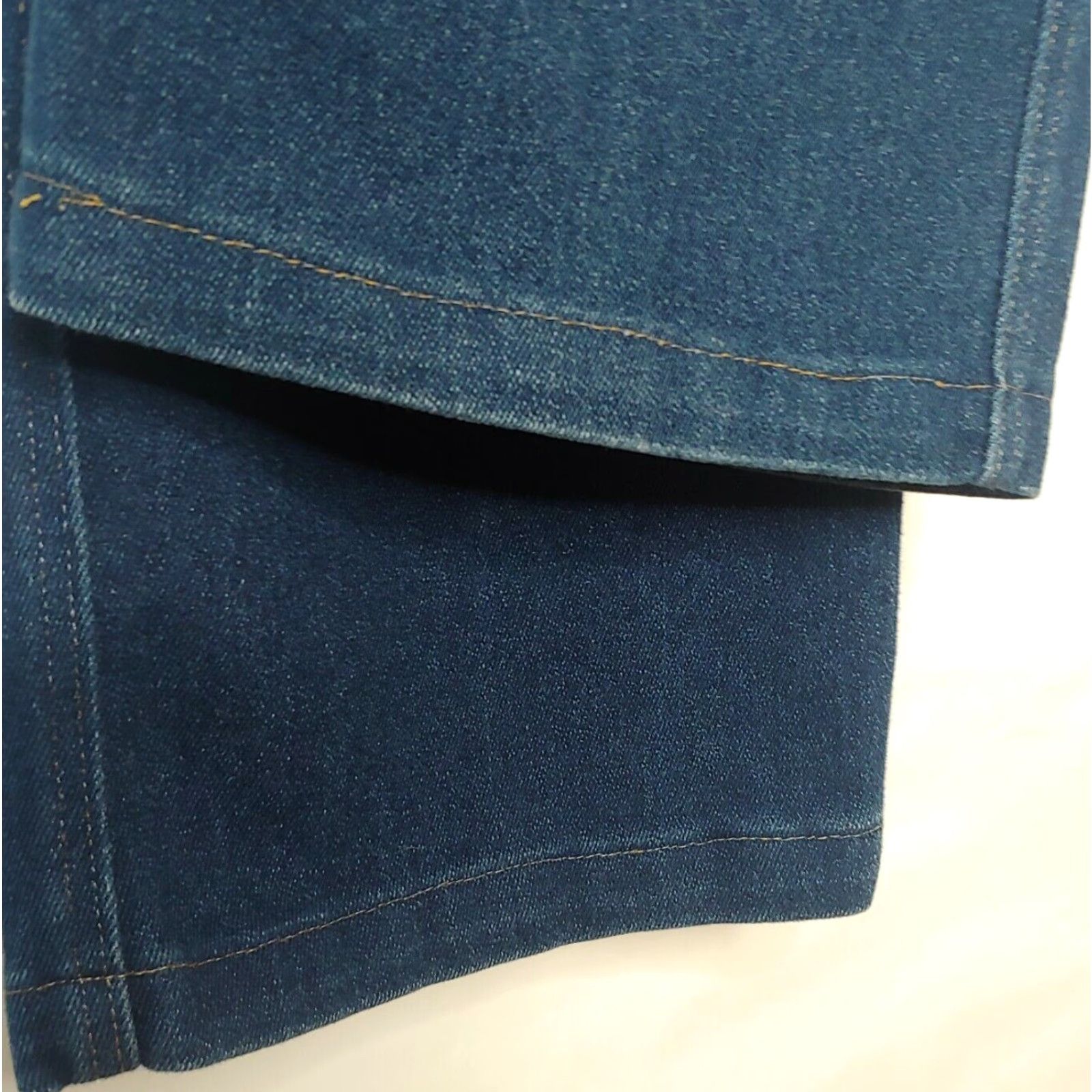 Levi's VINTAGE Levi's Action Jeans Men 43x28 Denim Blue Relaxed Fit 5-Pocket Straight Blue Jeans Retro 90s Mens Size US 43 - 6 Thumbnail