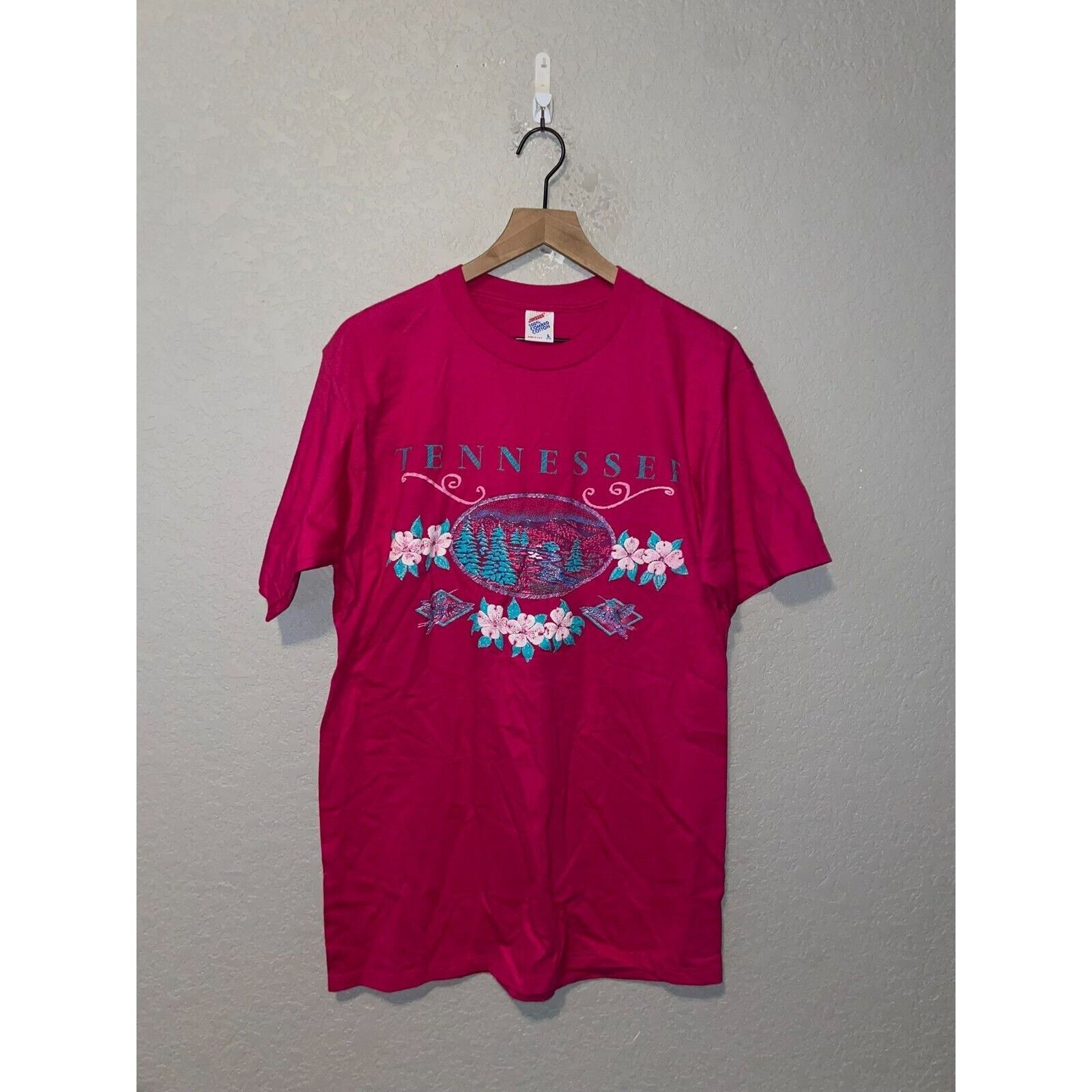 Jerzees Vintage Tennessee Shirt Forest Pink Nature TN Tee VTG L 90s Size US L / EU 52-54 / 3 - 1 Thumbnail
