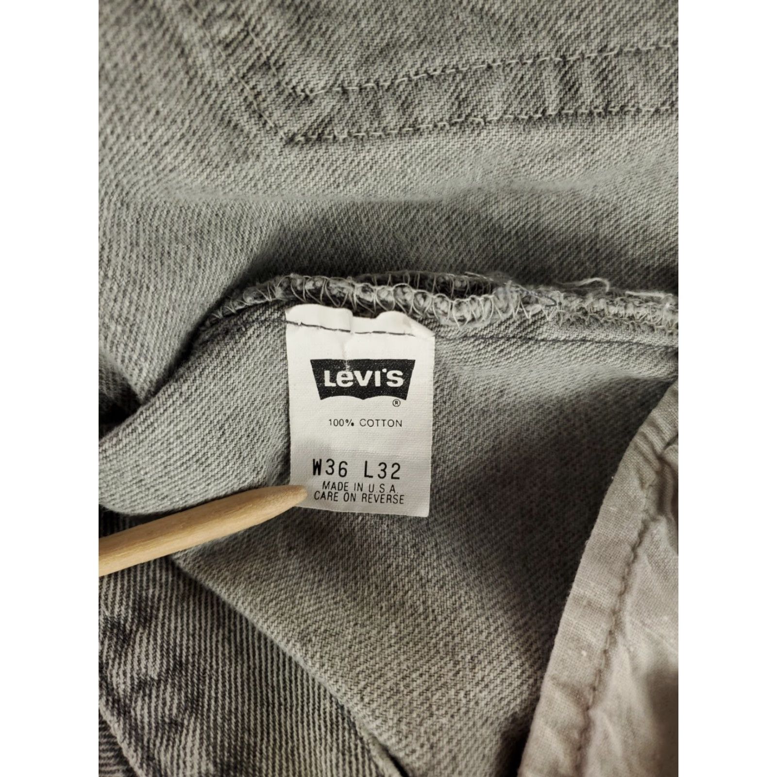 Levi's Levi's 501 VTG Y2K Gray Jeans Mens 35x32 Inseam 32 Straight Gray Mens Size US 35 - 7 Thumbnail