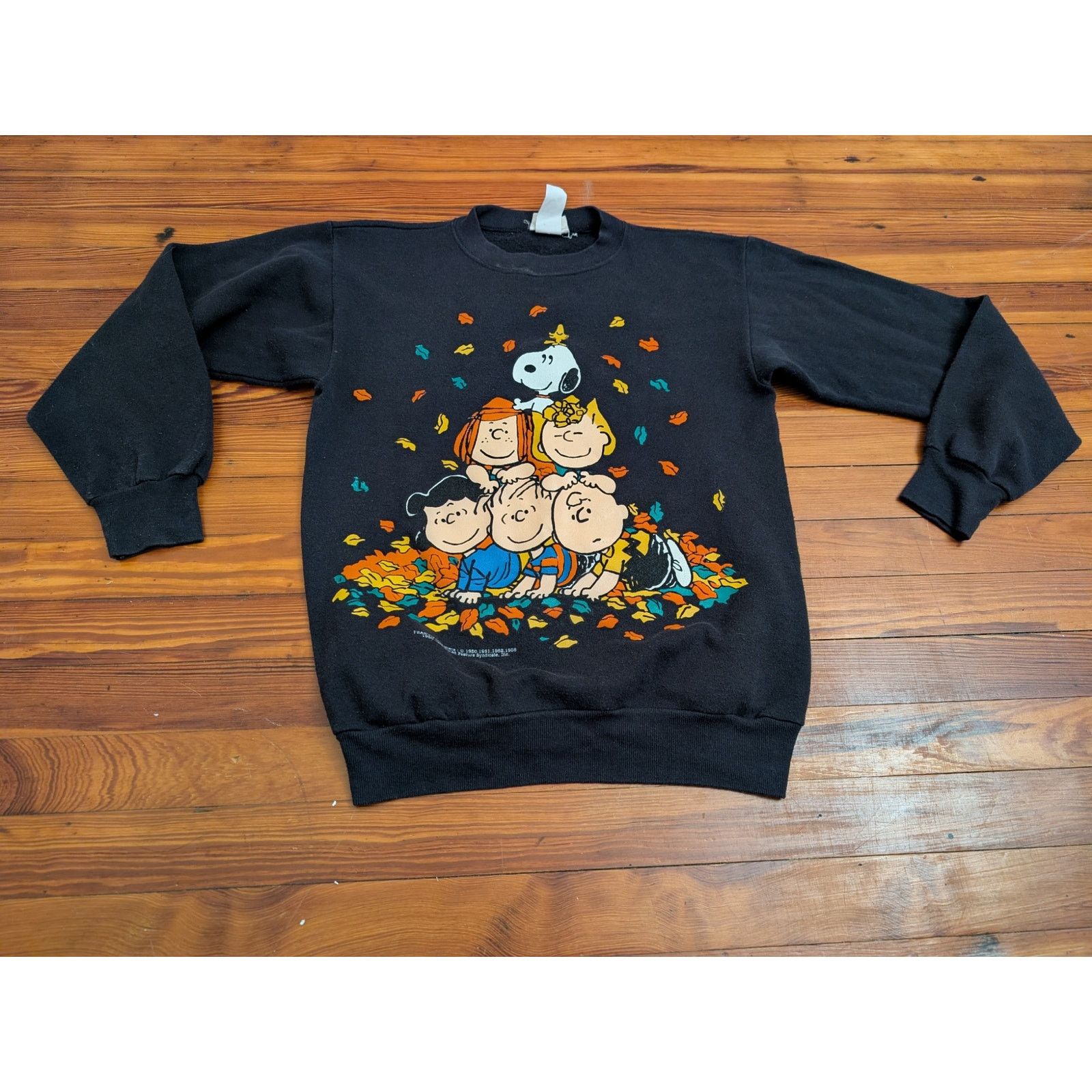 Peanuts Peanuts VTG 90s Halloween Black Size Medium Crewneck Size US M / EU 48-50 / 2 - 1 Thumbnail
