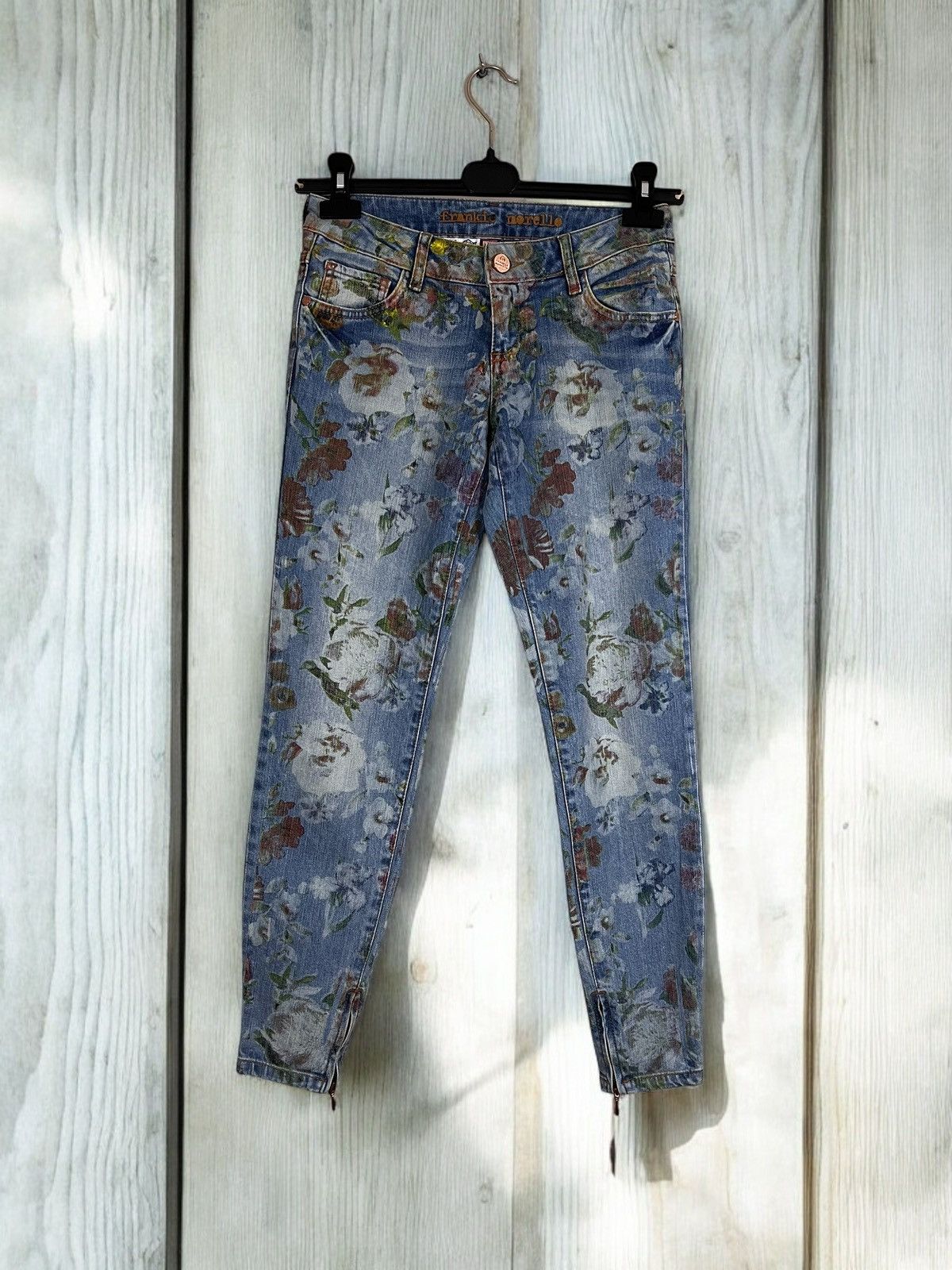 Frankie Morello Frankie Morello new jeans size 25 Size 25" / US 0 / IT 36 - 1 Thumbnail
