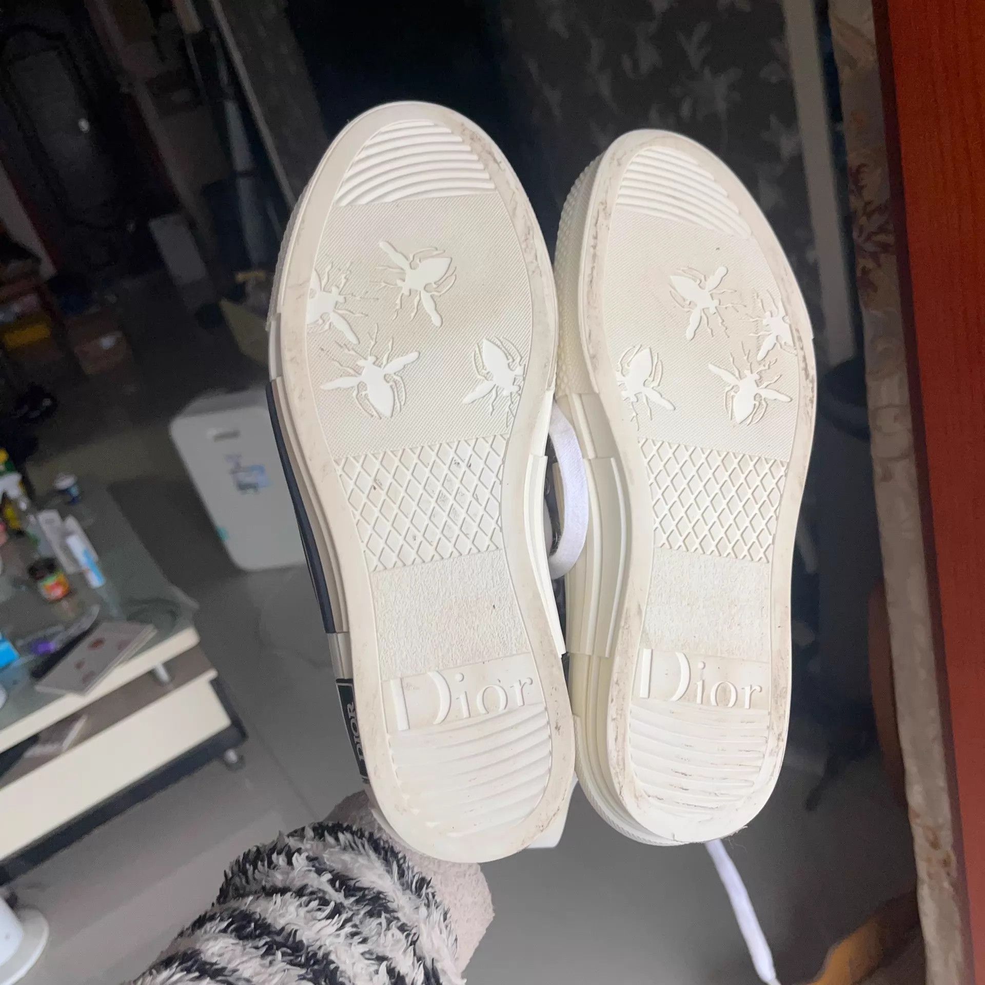 Dior DIOR B23 High Top Sneaker White/Black Full Logo 39 Size US 8.5 / IT 38.5 - 4 Thumbnail