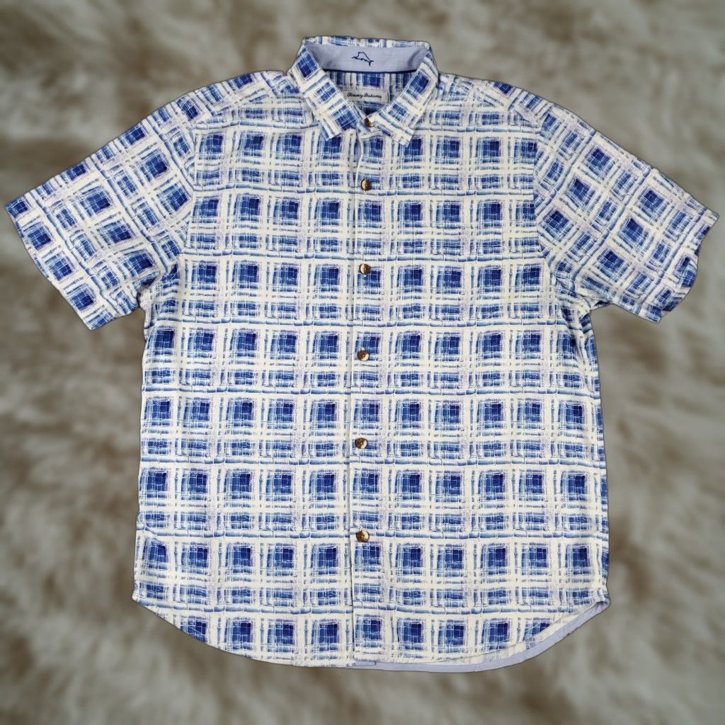 Tommy Bahama Tommy Bahama Shirt Mens Large Blue White Silk Hawaiian Button Up Short Sleeve Size US L / EU 52-54 / 3 - 1 Thumbnail