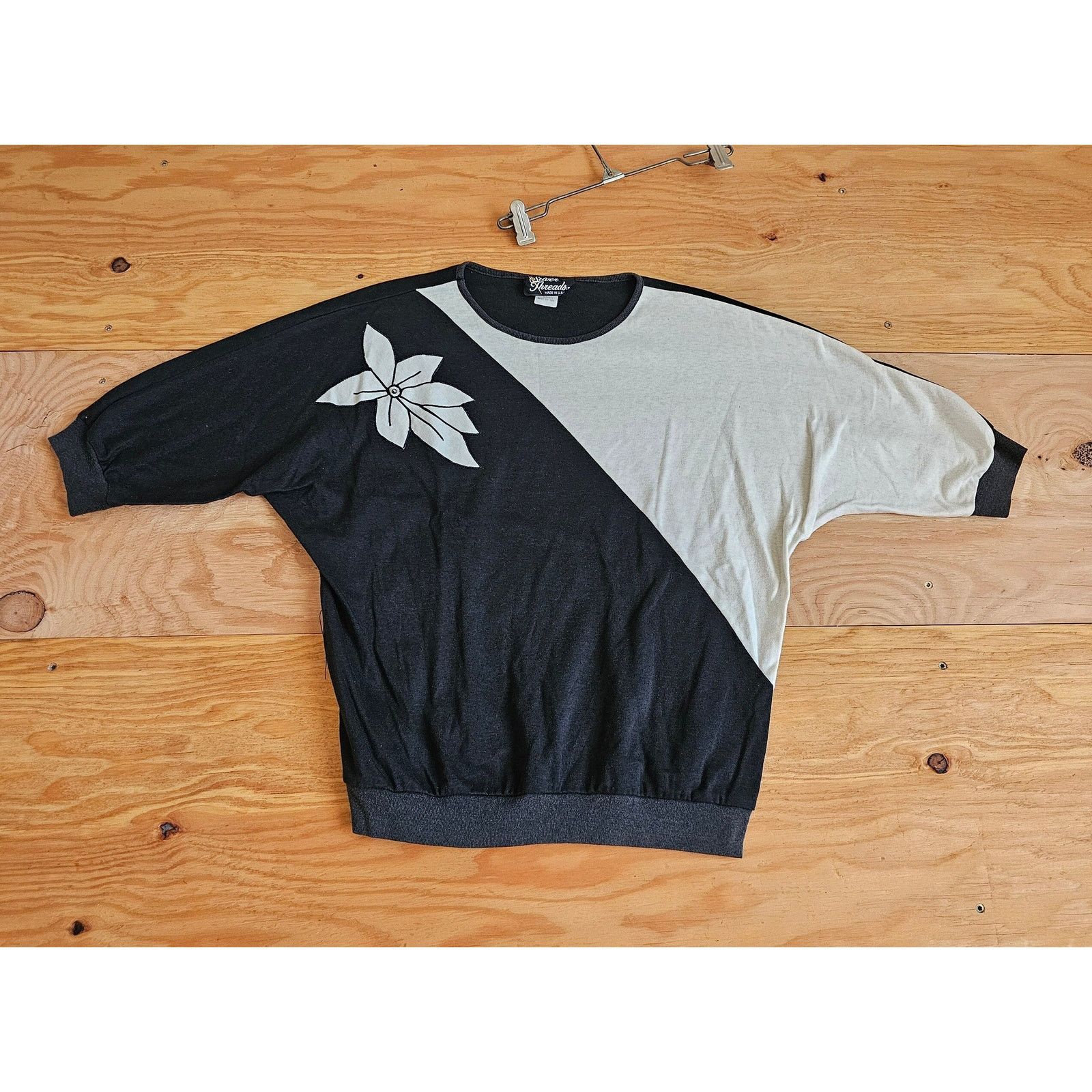 Other Silver Threads Applique Flower Black Shirt Womens S 1980s Size S / US 4 / IT 40 - 1 Thumbnail