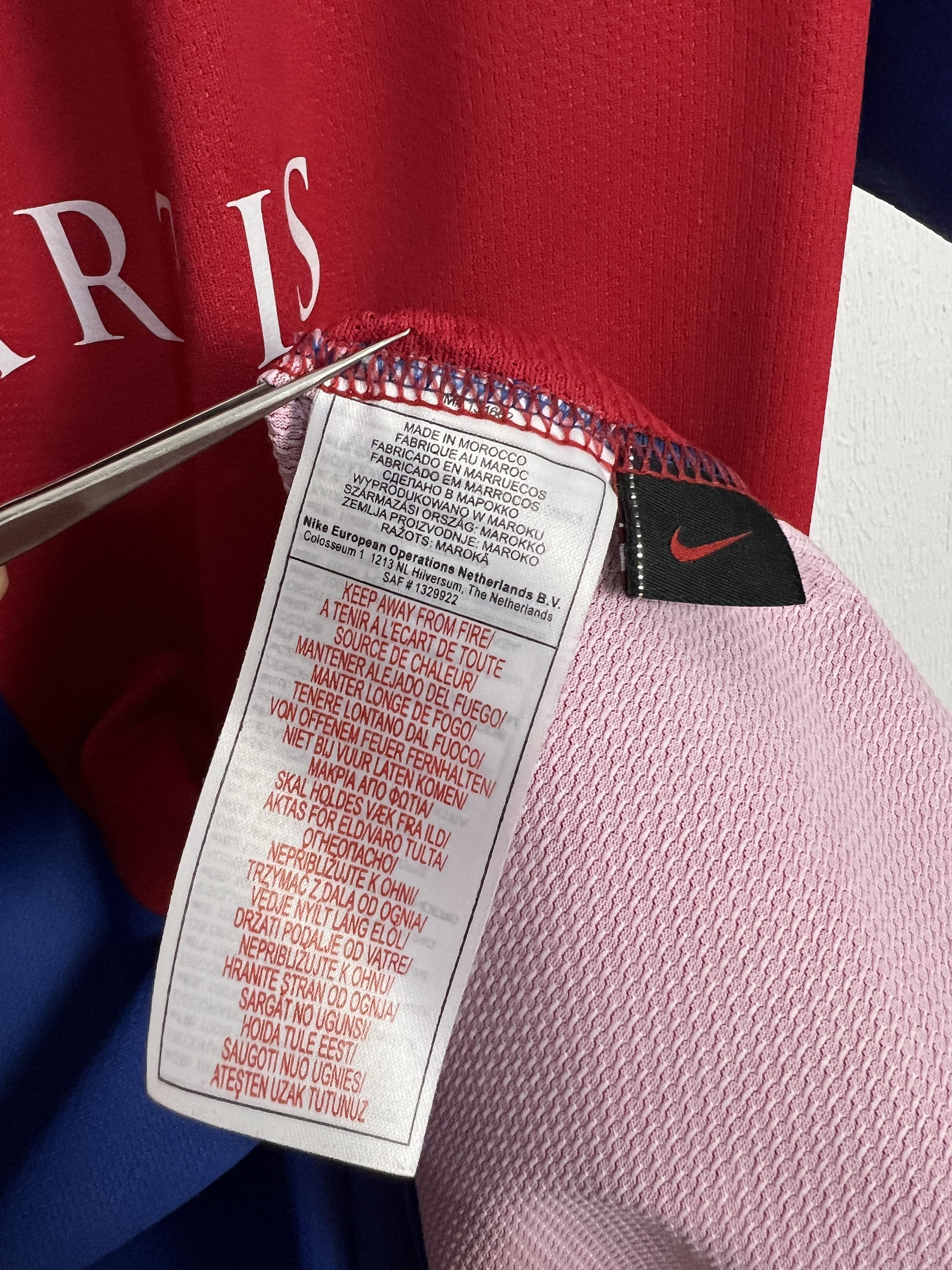 Nike Basel 1893 Home football shirt Soccer Jersey Trikot Rare Size US XXL / EU 58 / 5 - 8 Thumbnail