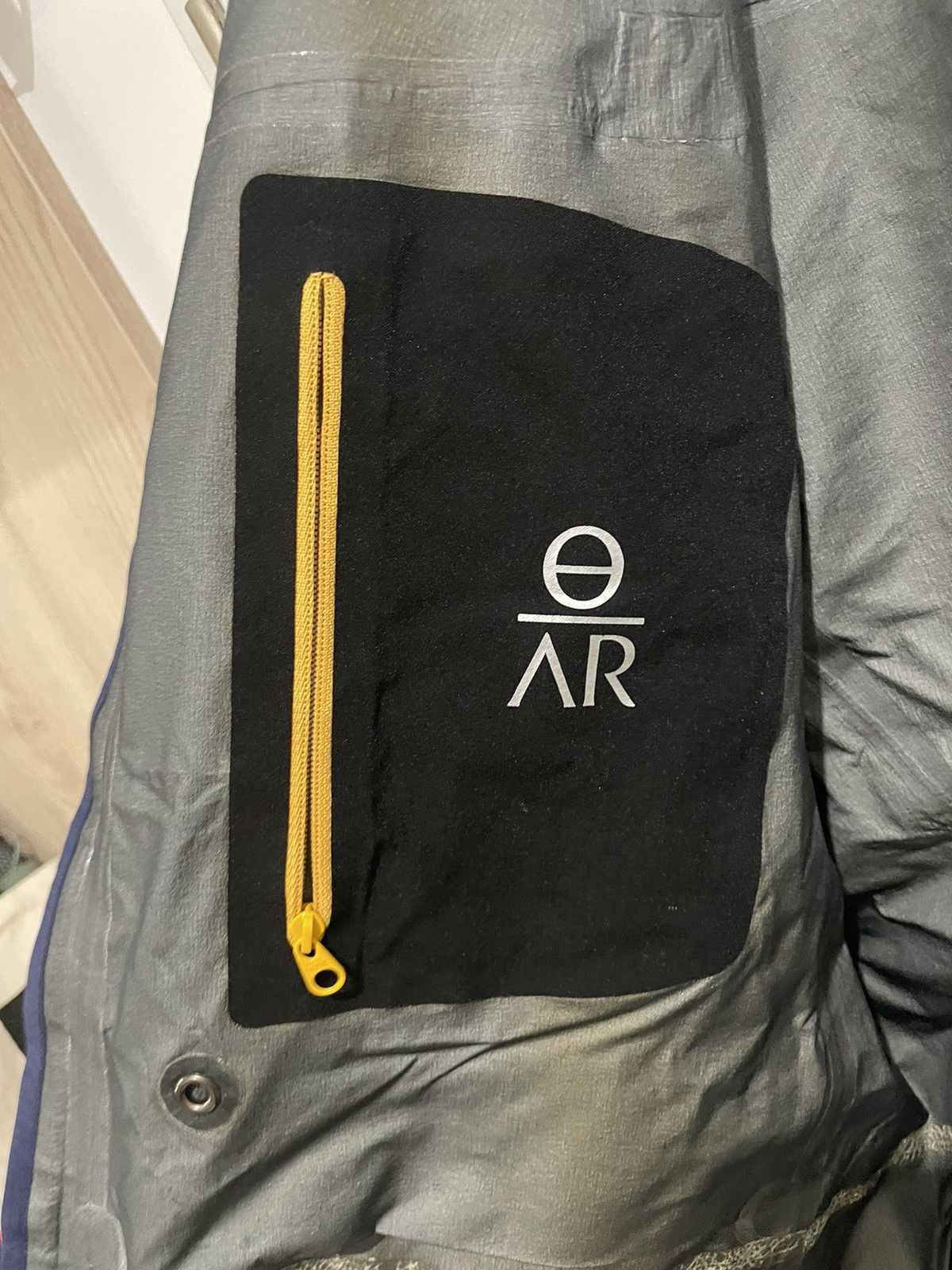 Arc'teryx Arcteryx Theta AR 24KT Dark Blue Purple Beta AR 2000s Size US L / EU 52-54 / 3 - 5 Thumbnail