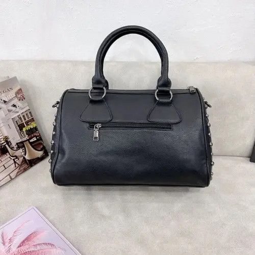 Vintage Skull Rivet Messenger Bag Size ONE SIZE - 4 Thumbnail