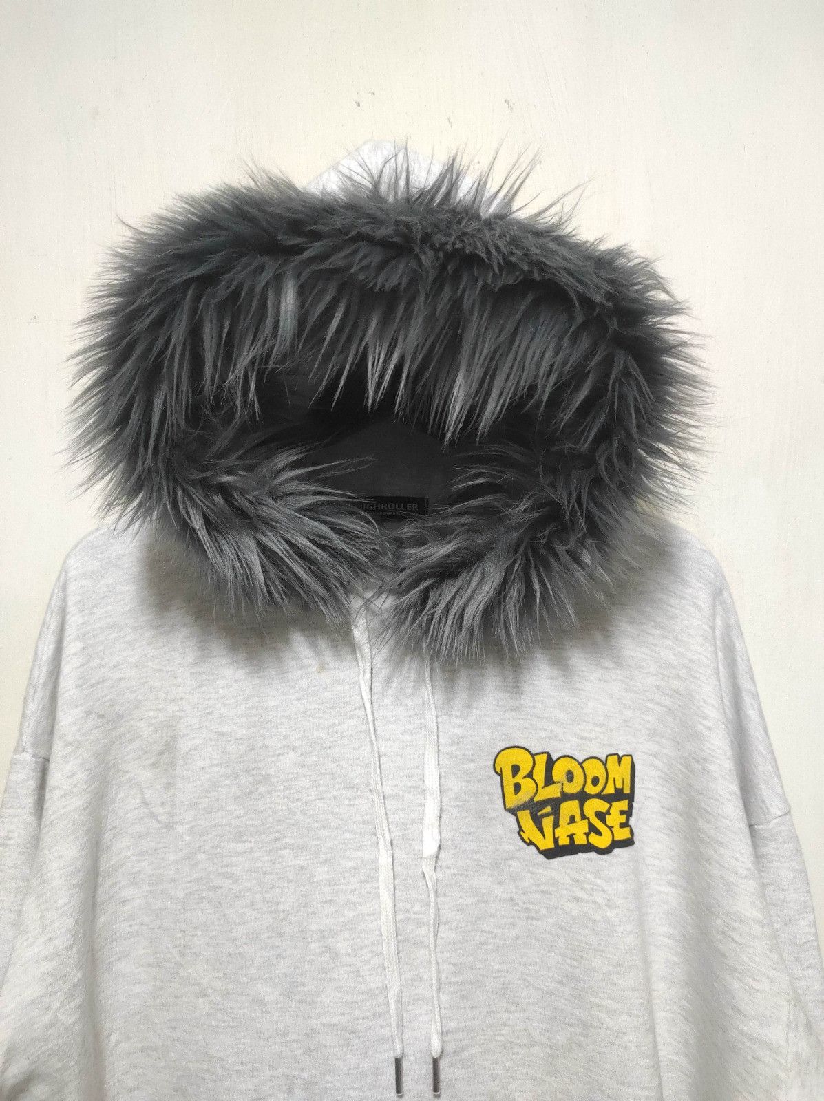 Anime Bloom Island High Roller fur hoodie Size US L / EU 52-54 / 3 - 4 Thumbnail