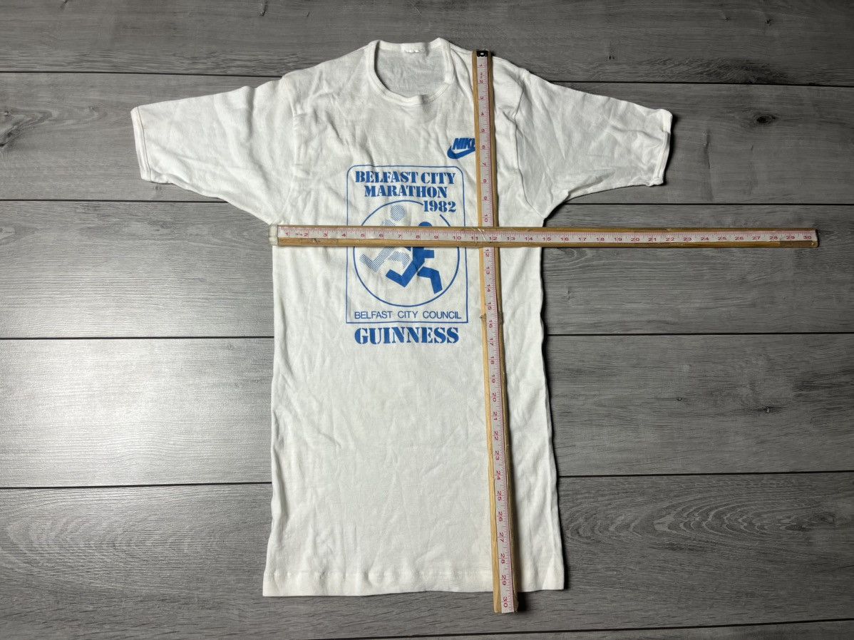 Vintage Vintage 1982 The Belfast Marathon Nike T-Shirt Guinness Size US L / EU 52-54 / 3 - 5 Thumbnail