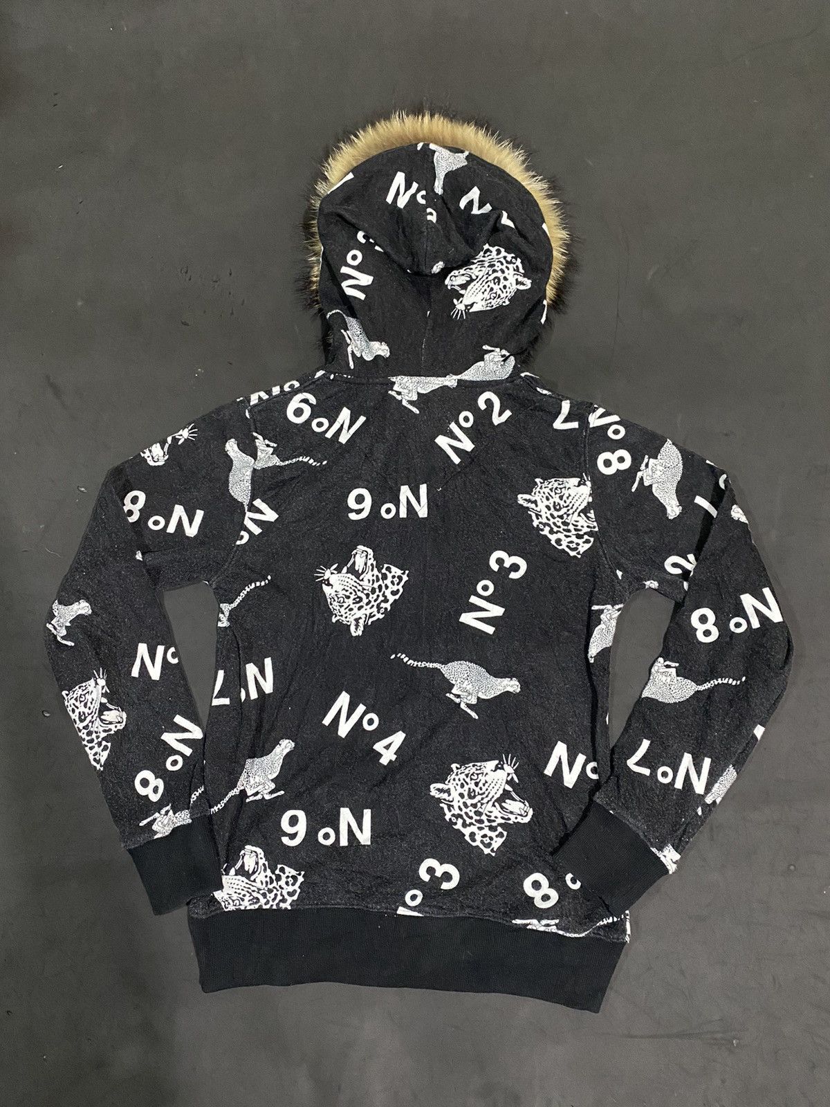 Japanese Brand 💸BINDINGOFFER💸Japanese furhoodie joyrich styled goa kmrii Size US S / EU 44-46 / 1 - 4 Thumbnail