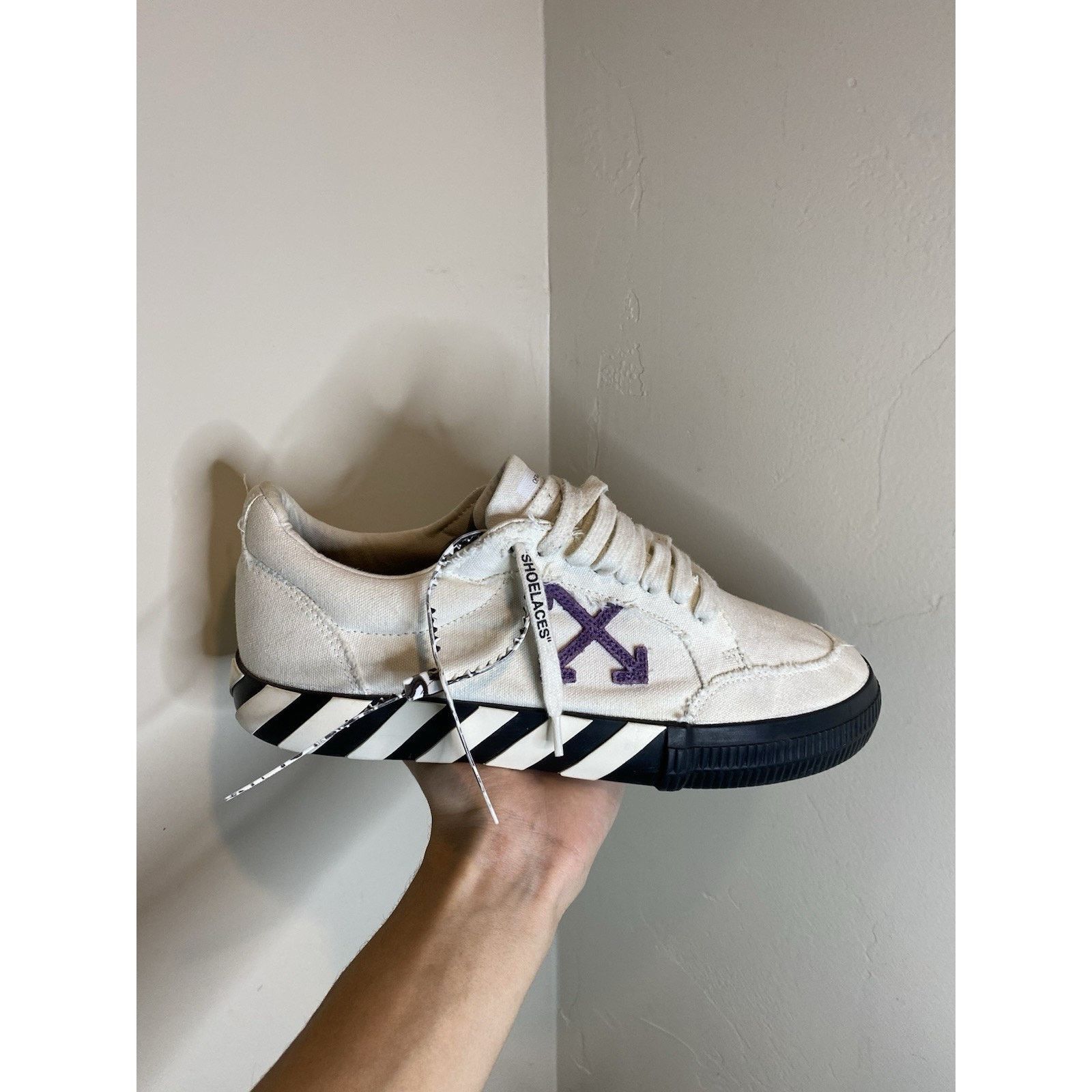 Off-White OFF-WHITE Vulc Low “White Purple” | Size 43 EU | 10 US Size US 10 / EU 43 - 3 Thumbnail