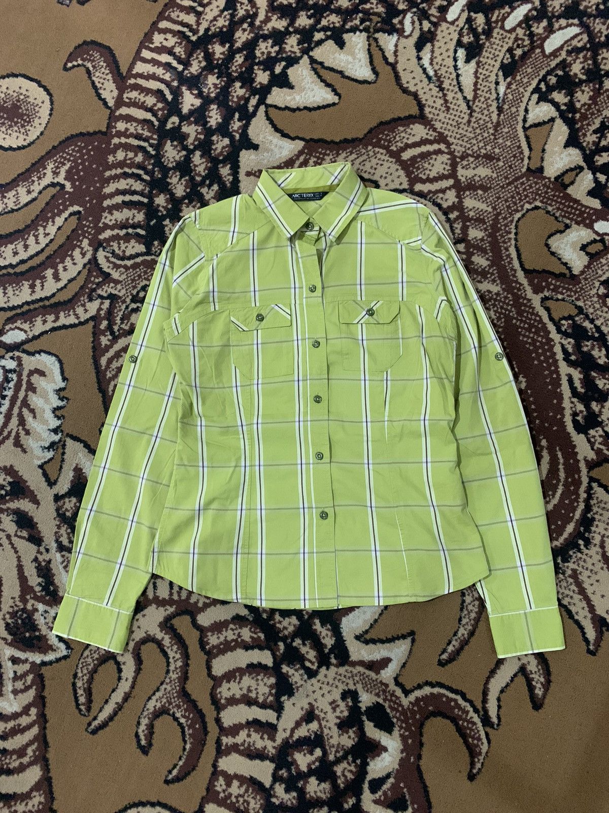 Arc'teryx Vintage Arcteryx Button Up Shirt Size M / US 6-8 / IT 42-44 - 1 Thumbnail