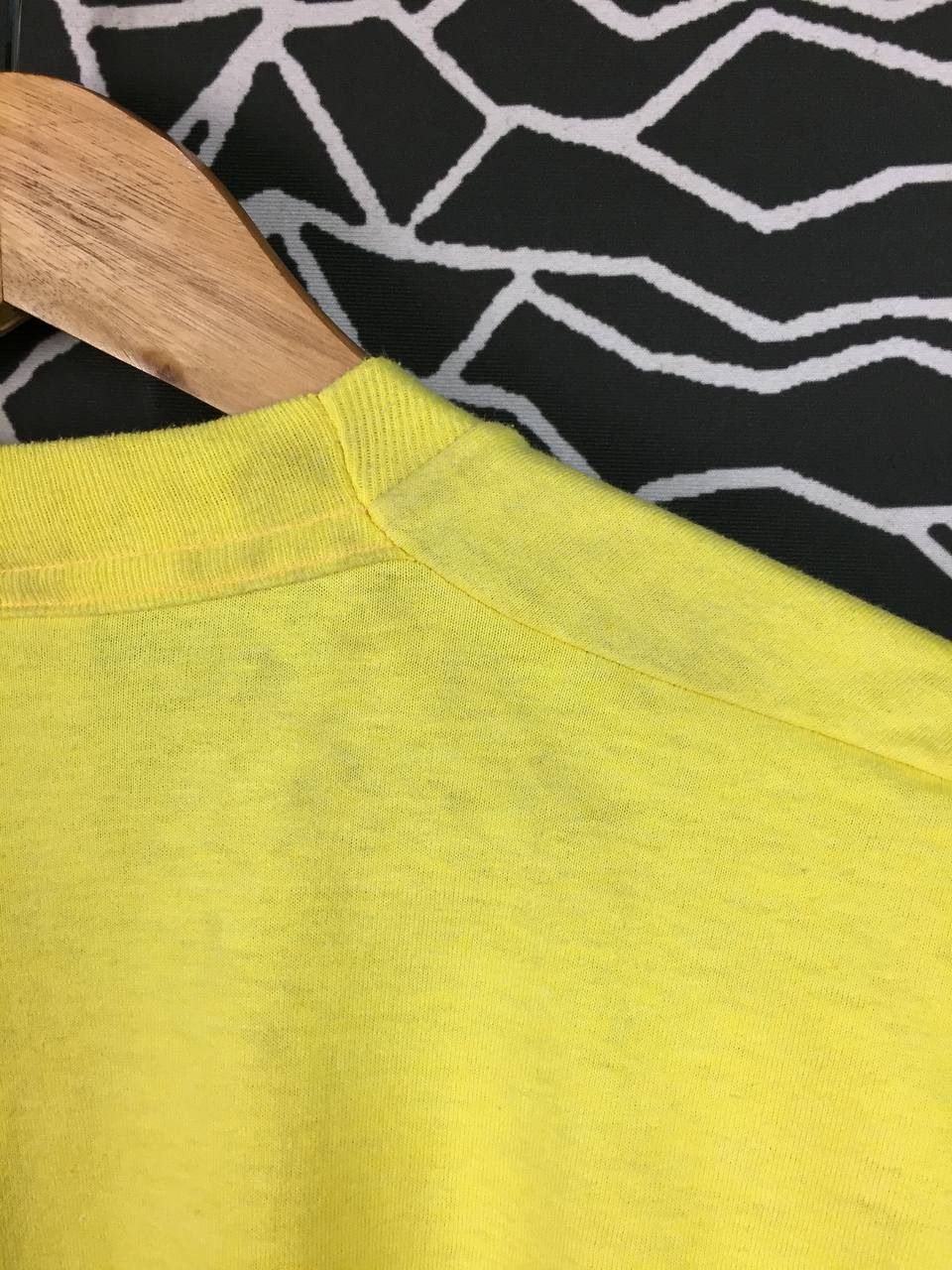 Vintage Vtg 90s Fruit of the Loom Summer of Friends 50/50 Blend Tee Size US L / EU 52-54 / 3 - 9 Thumbnail