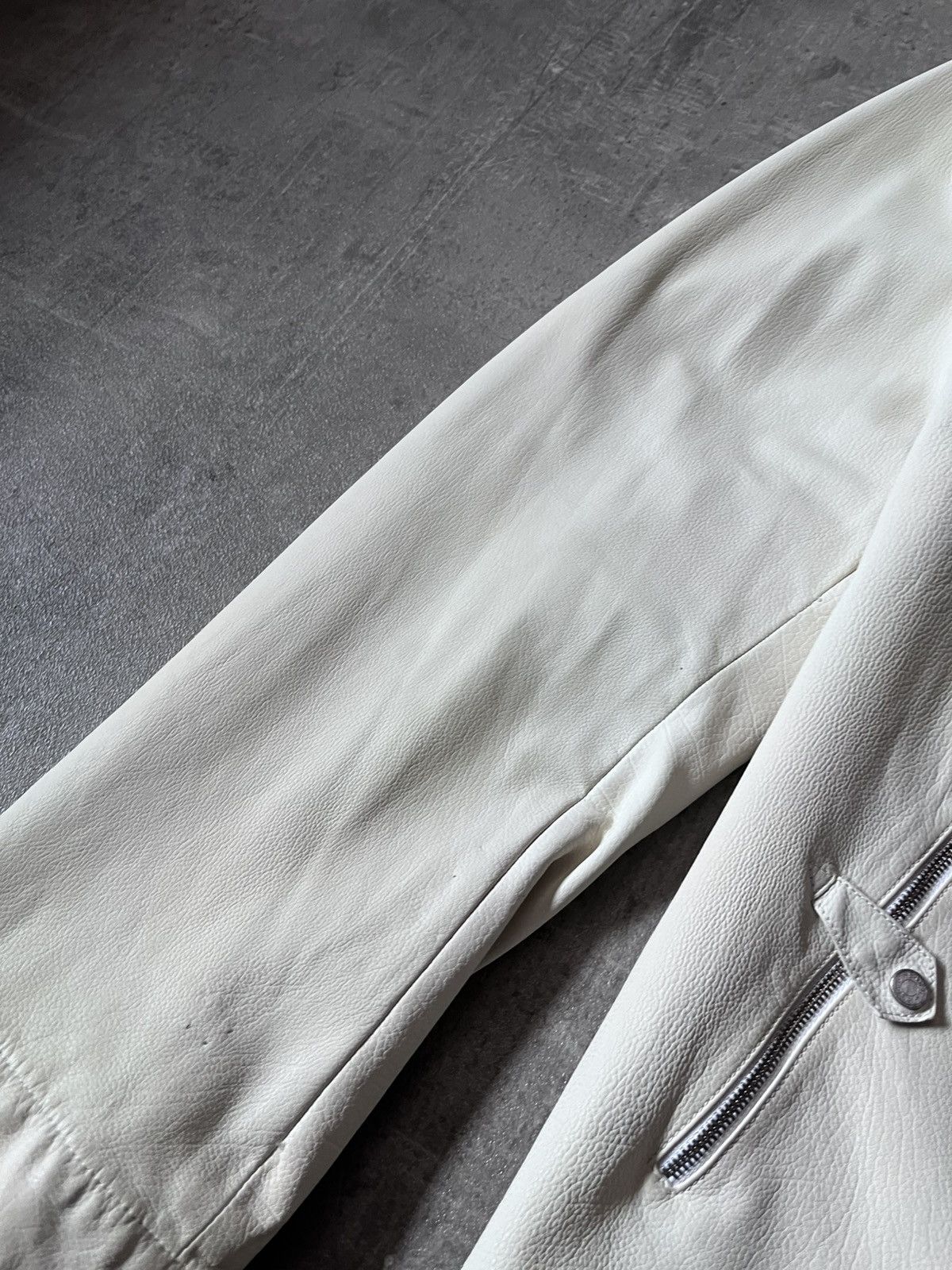 Hermes Hermes white leather jacket very light Size US L / EU 52-54 / 3 - 6 Thumbnail