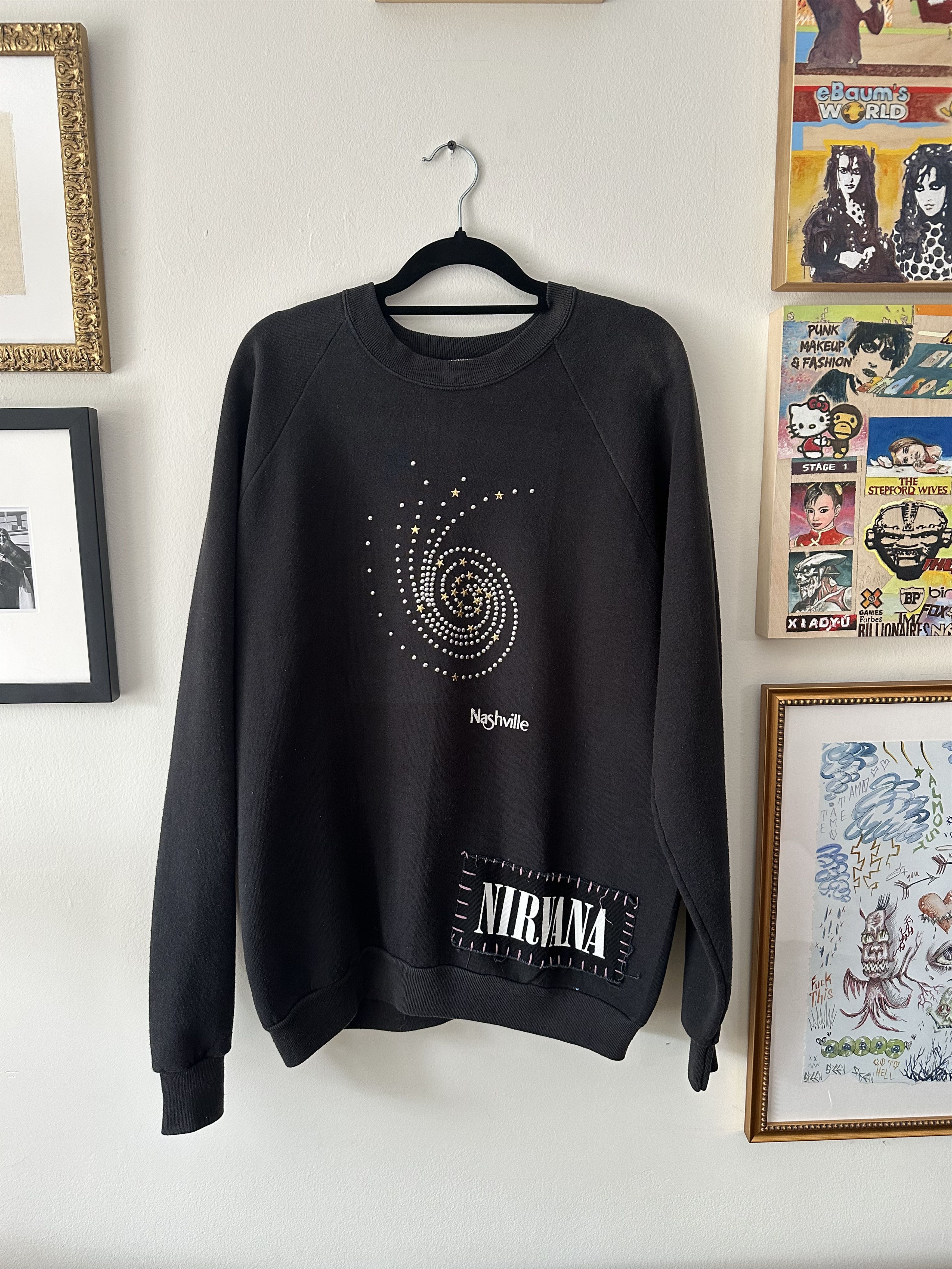 Vintage Faded black vintage Nashville patchwork band sweater Size US XL / EU 56 / 4 - 1 Thumbnail