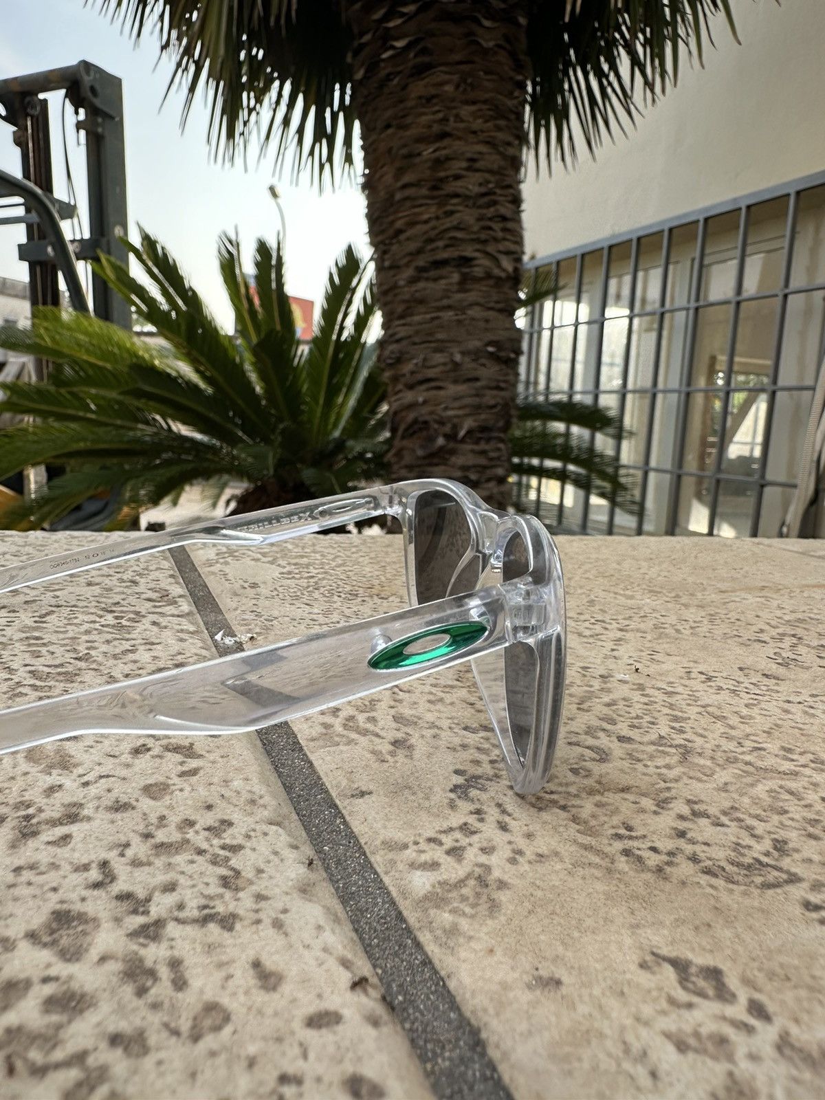 Oakley Oakley Sunglasses Grey OO 9340 Size ONE SIZE - 4 Thumbnail