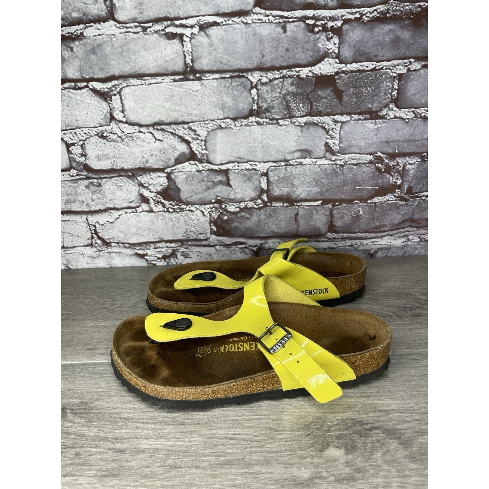 Birkenstock Birkenstock Gizeh Yellow Patent Leather Cork Slide Sandals W Size US 6.5 / IT 36.5 - 1 Thumbnail