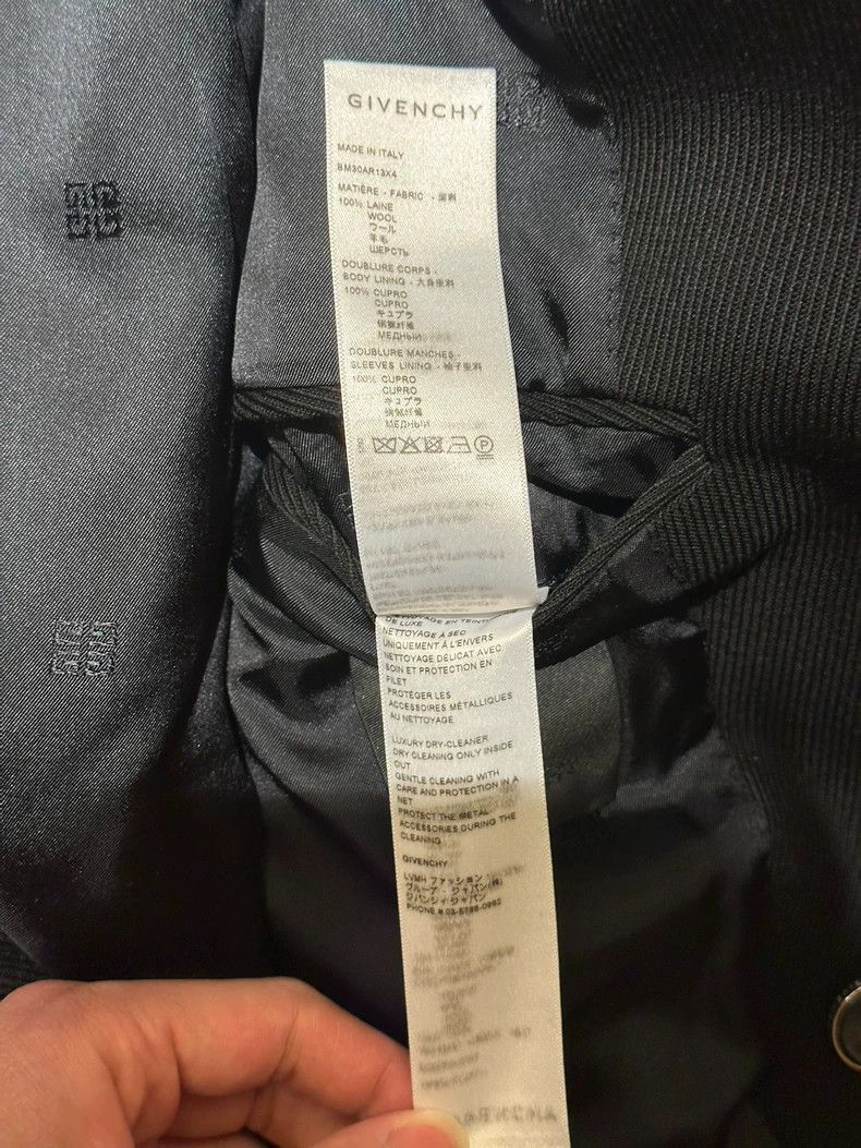 Givenchy Givenchy Silver buckle lock suit Size US M / EU 48-50 / 2 - 8 Thumbnail
