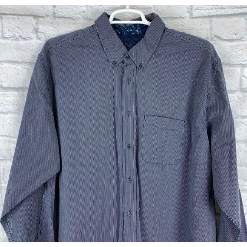 Old Navy Old Navy men XXL button down stripe dress shirt navy blue & Size US XXL / EU 58 / 5 - 3 Thumbnail
