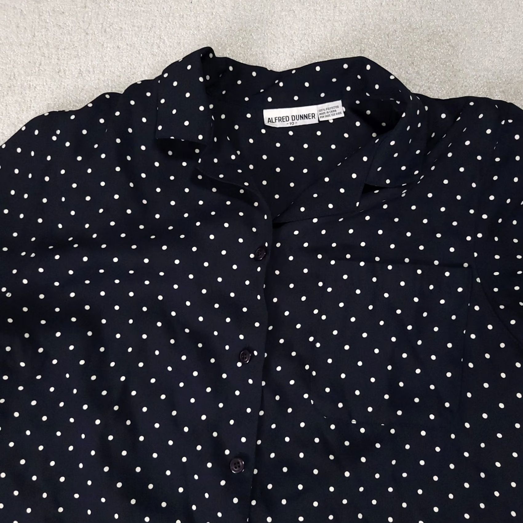 Vintage VINTAGE Alfred Dunner Short Sleeve Shirt Button Up Womens 10 Blue Polka Dot Shoulder Pad Size L / US 10 / IT 46 - 3 Thumbnail