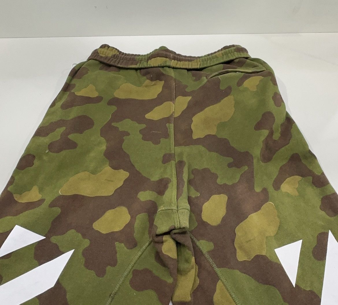 Off-White Off-White Diagonal Camouflage Sweat Pants Size US 29 - 8 Thumbnail