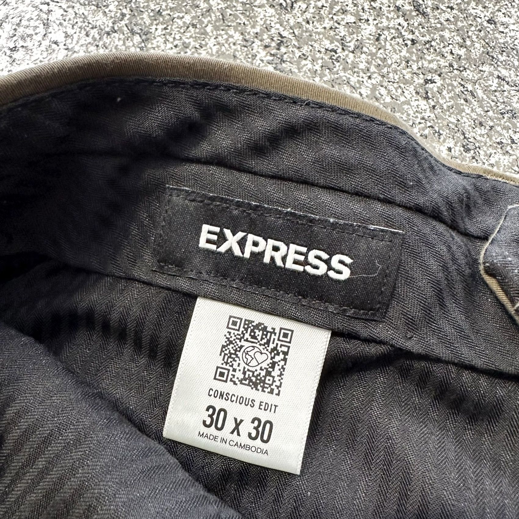 Express Express Dress Pants Mens 30x27 Brown Slim Tapered Khaki Organic Cotton Dress Pants Mens Brown Slim 30 27 Express Size US 30 / EU 46 - 5 Thumbnail