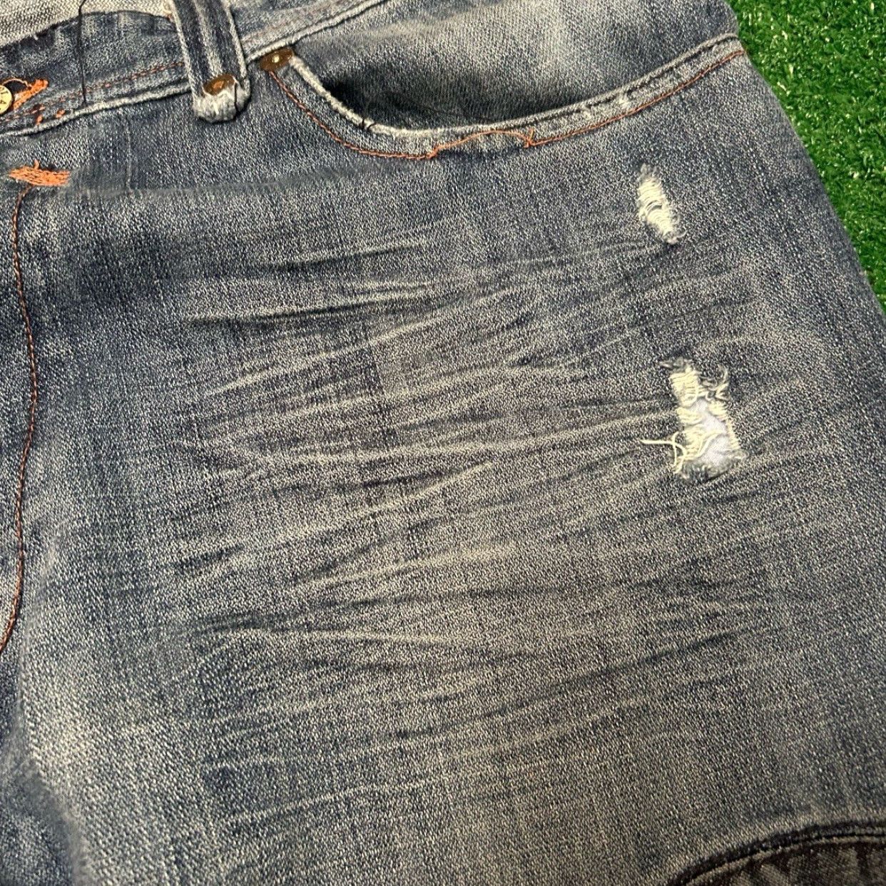 Akademiks VINTAGE Akademiks Jeans Baggy Grunge Skater Y2K VTG Mens Size 38 Distressed Jeans 38X32 Distressed Black Denim Wide-Leg Relaxed Men Size US 38 / EU 54 - 6 Thumbnail