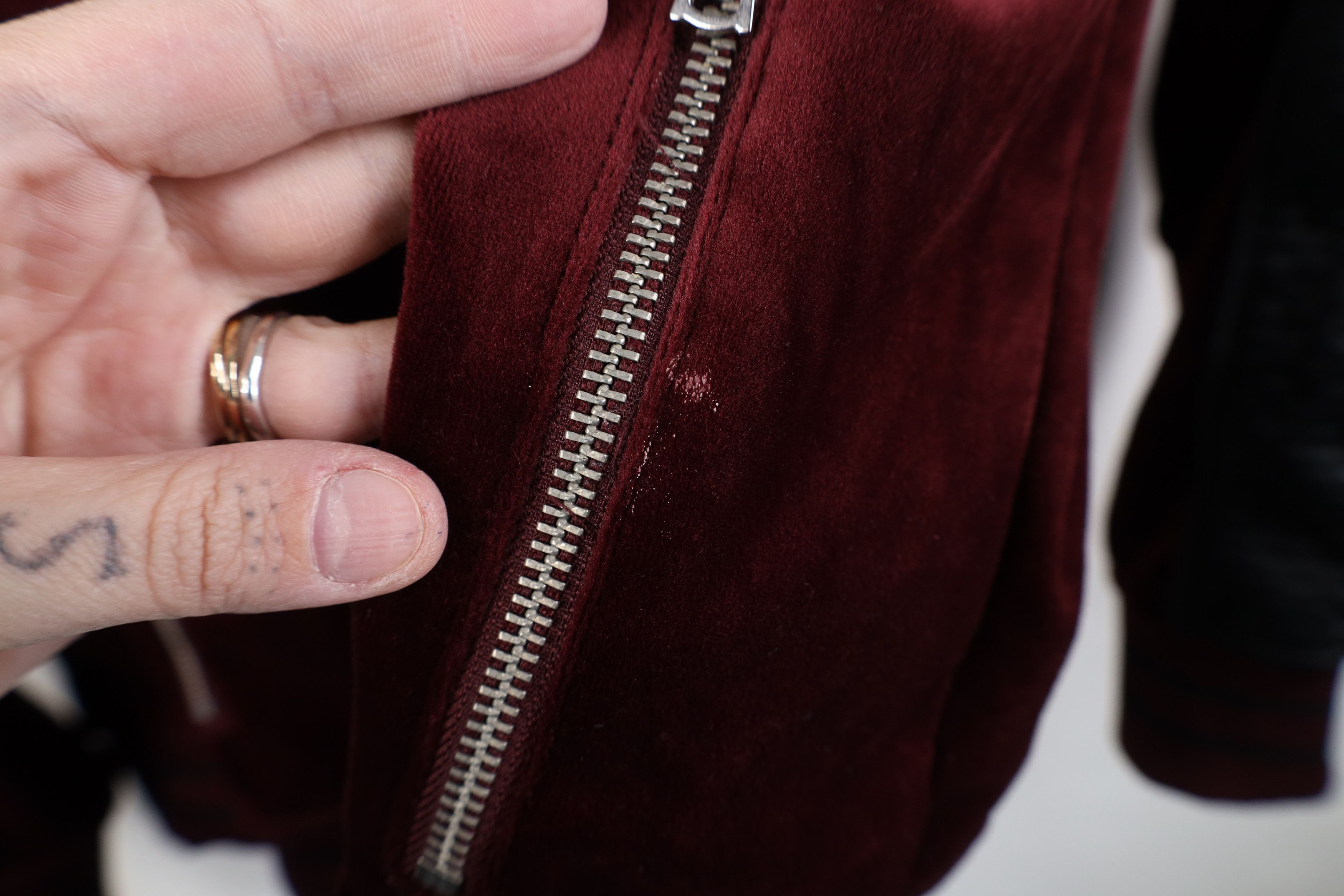 Vintage Y2K Streetwear Velour Full Zip Jacket Burgundy Red Black Size US M / EU 48-50 / 2 - 4 Thumbnail