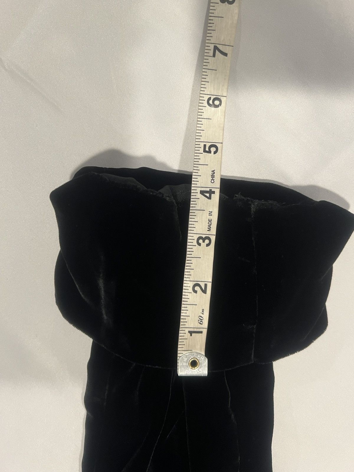 Saint Laurent Paris Saint Laurent velvet pants. 52/36 $1990 Size US 36 / EU 52 - 10 Thumbnail
