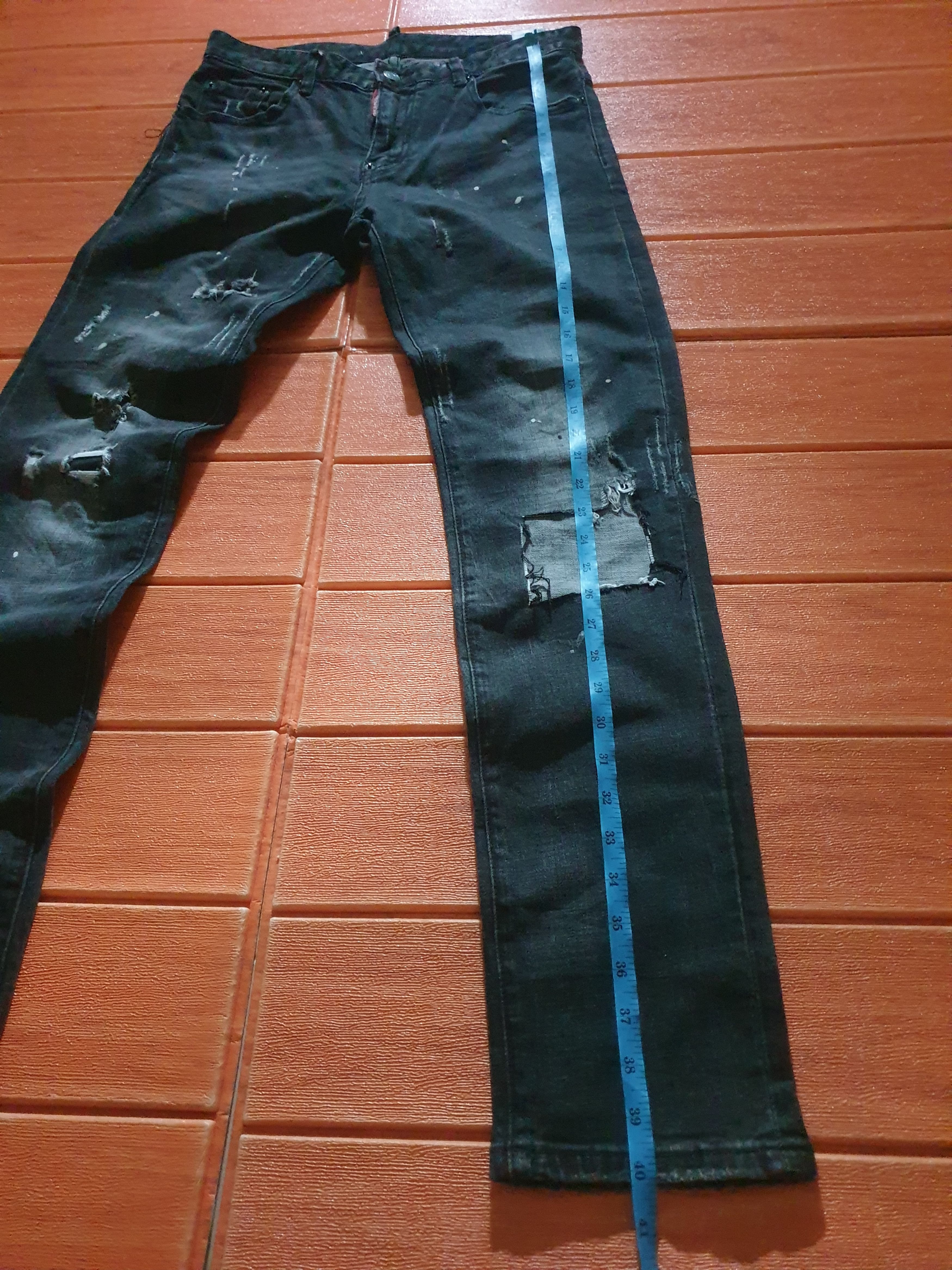 Dsquared2 💥Dsquared2 distressed denim jeans Size US 31 - 11 Thumbnail