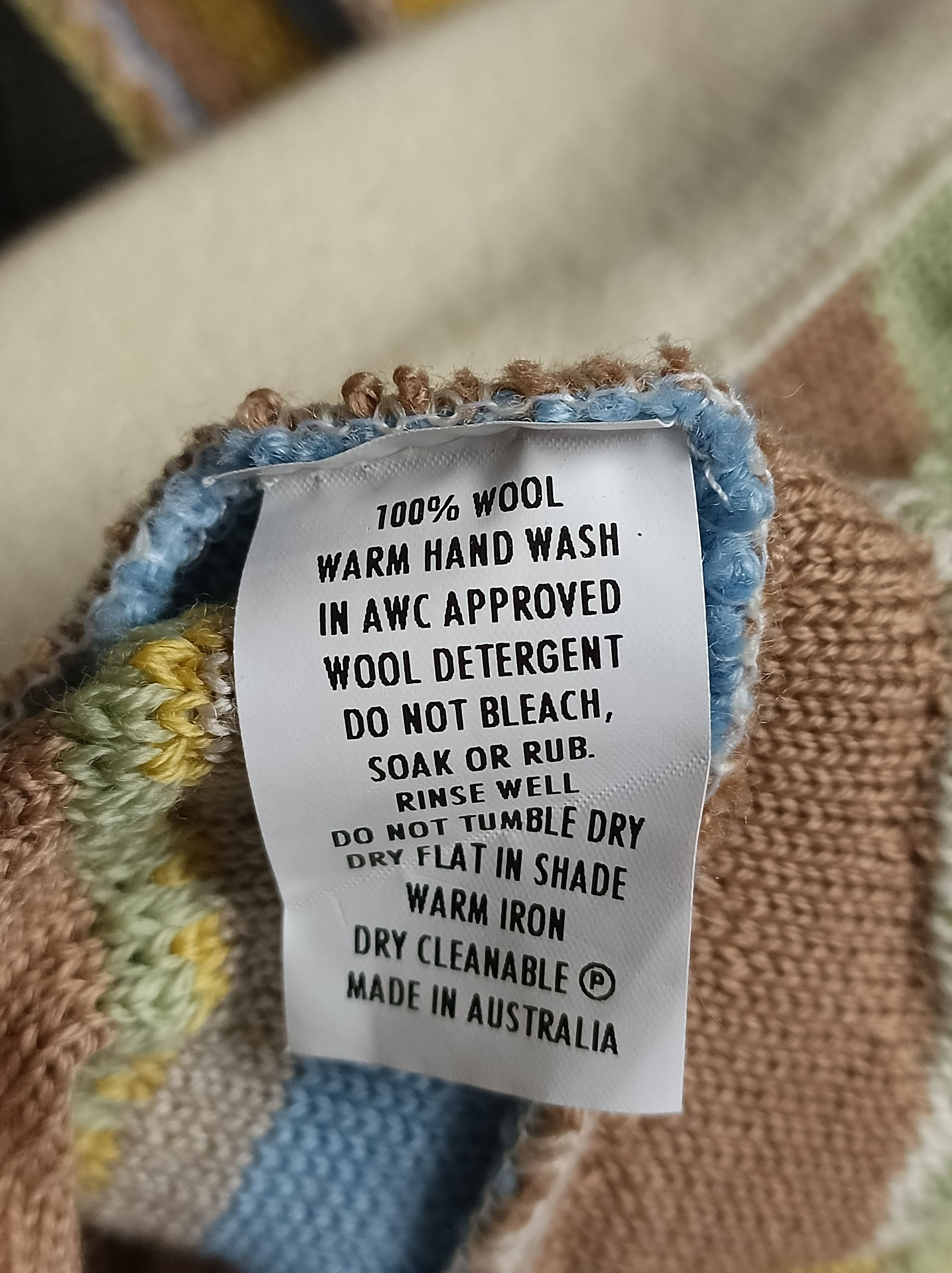 Other PURELY Merino Wool Australia Coogi Style Sweater Size L Size US L / EU 52-54 / 3 - 10 Thumbnail