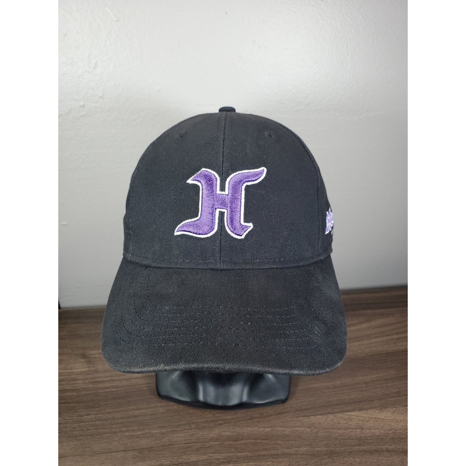 NASCAR Hoosier Racing Tire Hat L/XL Flex Fit Cap Black Purple Logo Size ONE SIZE - 1 Thumbnail