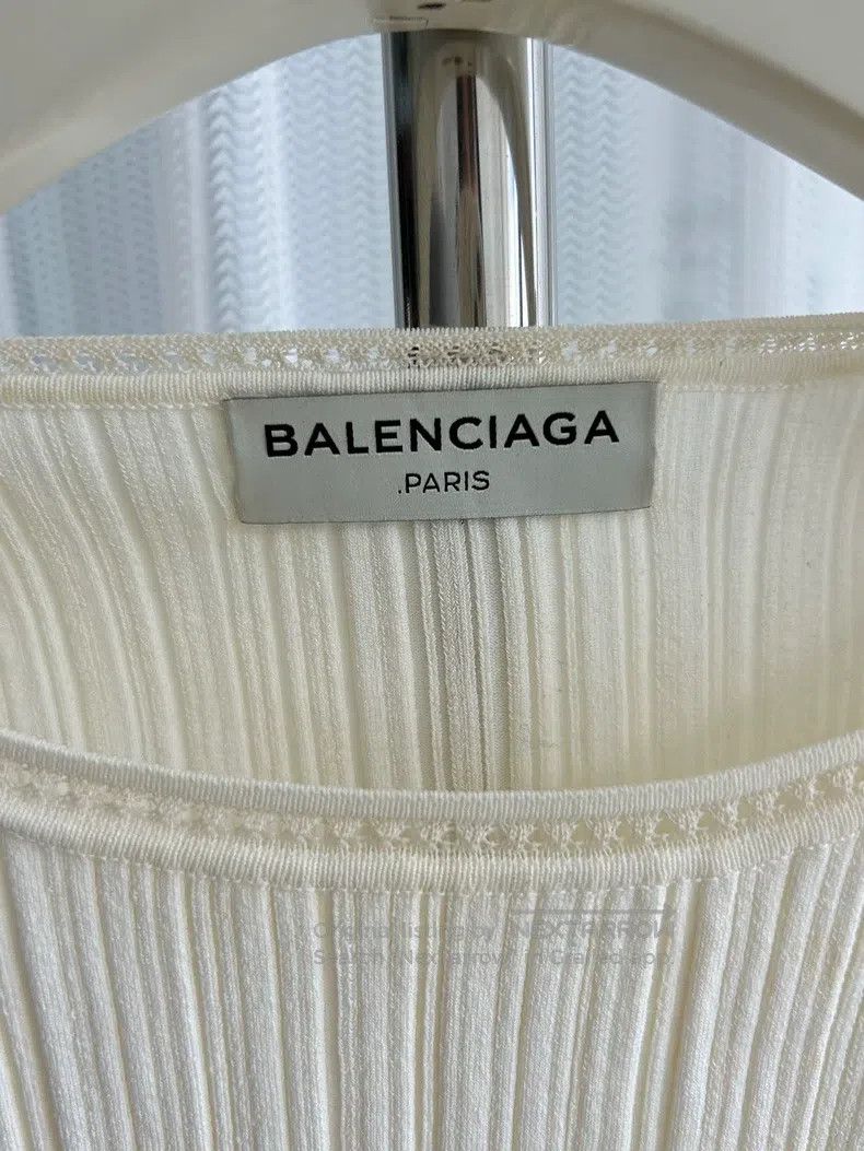 Balenciaga Balenciaga Lace trim camisole, size 36 Size XS / US 0-2 / IT 36-38 - 3 Thumbnail