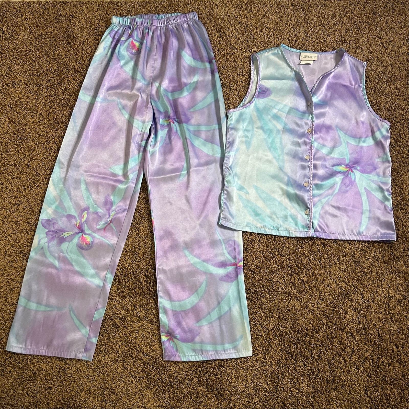 Other Jaclyn Smith Women’s Small Beautiful Sleepwear 2 pc Set Size ONE SIZE - 1 Thumbnail