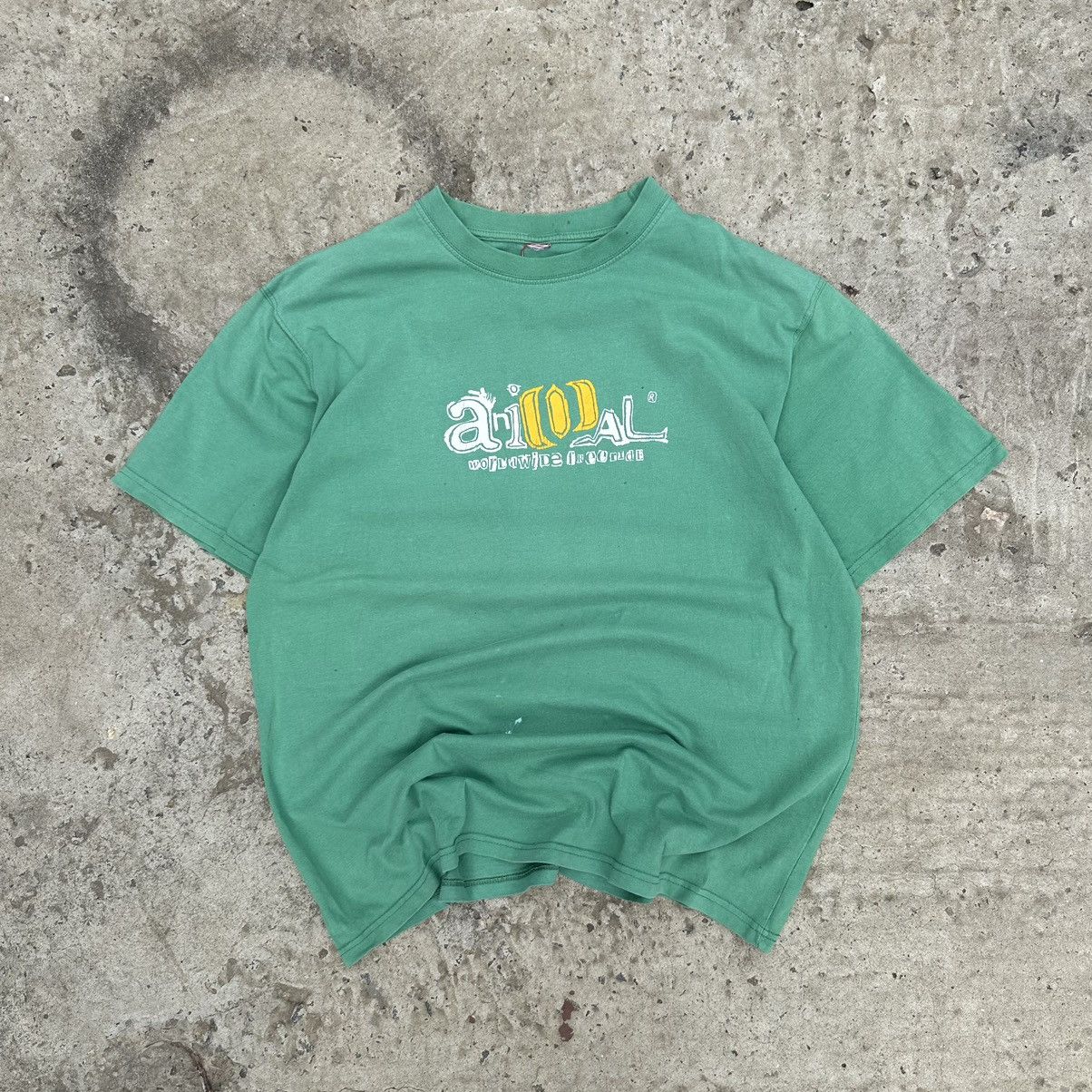 Vintage Vintage Animal T-shirts Big Logo Skate Wear Y2K USA 00s Size US XL / EU 56 / 4 - 2 Thumbnail