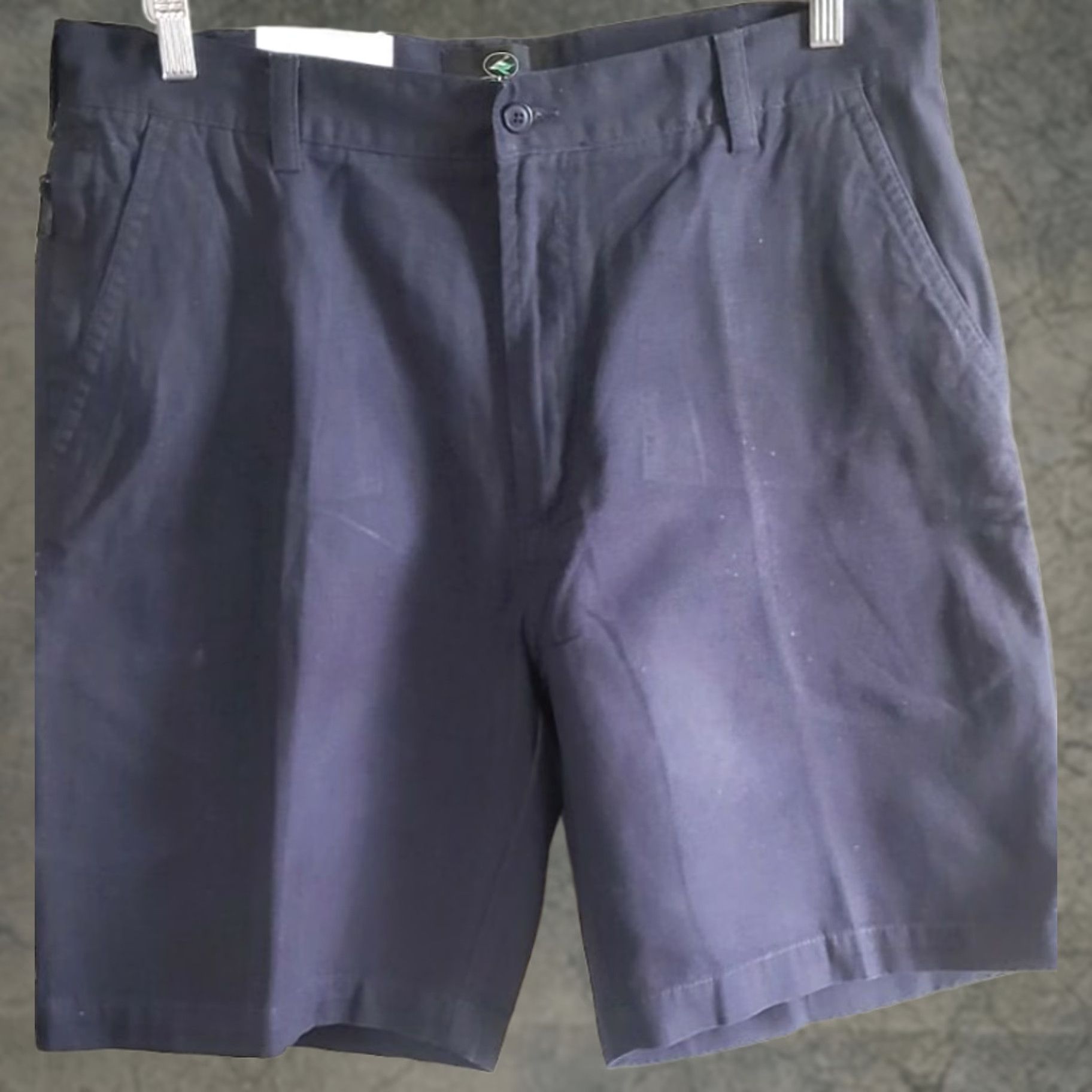 Vintage NWT RedHead Men's Summit Canvas Cargo Shorts 36 Indigo Navy Blue Casual 5-Pocket Regular Waist Belt Loops Zip Front Mens Shorts Size US 36 / EU 52 - 1 Thumbnail