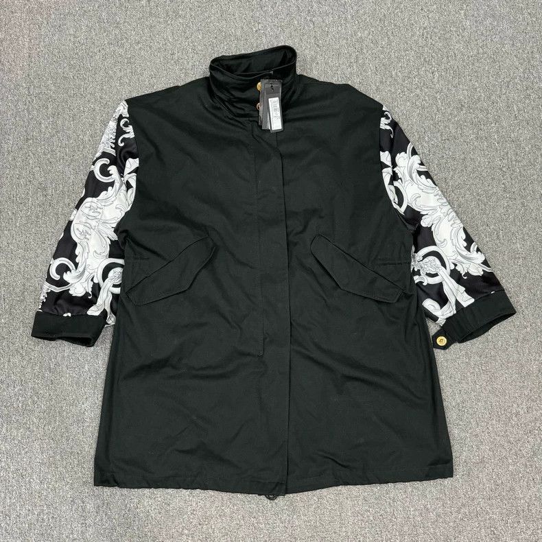 Versace Versace Baroque Print Black Trench Coat - dmc Size US M / EU 48-50 / 2 - 1 Thumbnail