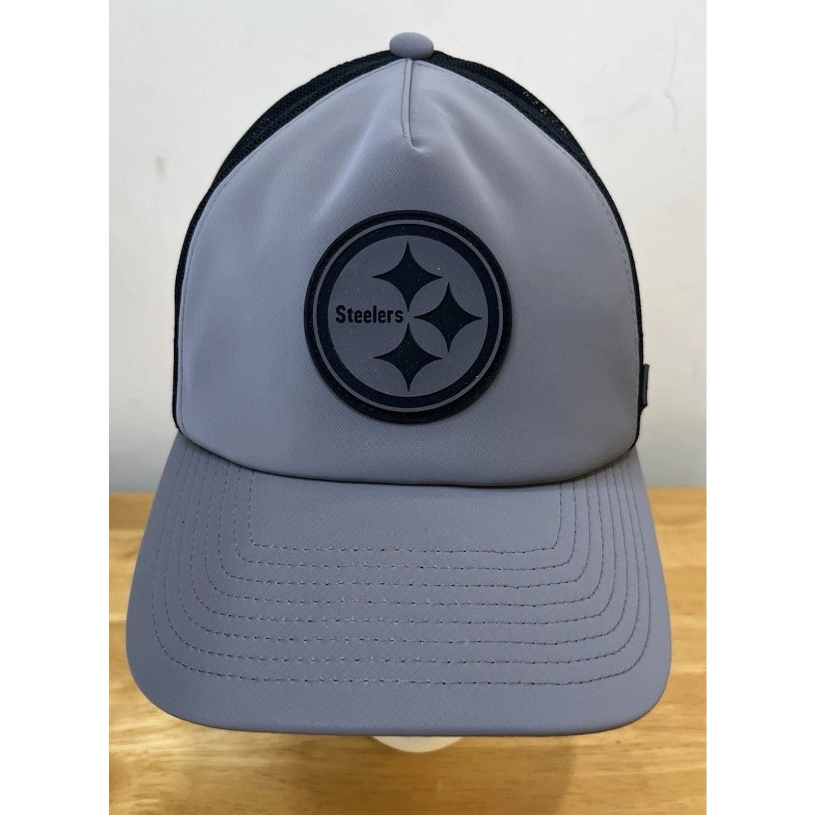NFL NFL Pittsburgh Steelers Charcoal Carbon Gray Trucker Size ONE SIZE - 1 Thumbnail
