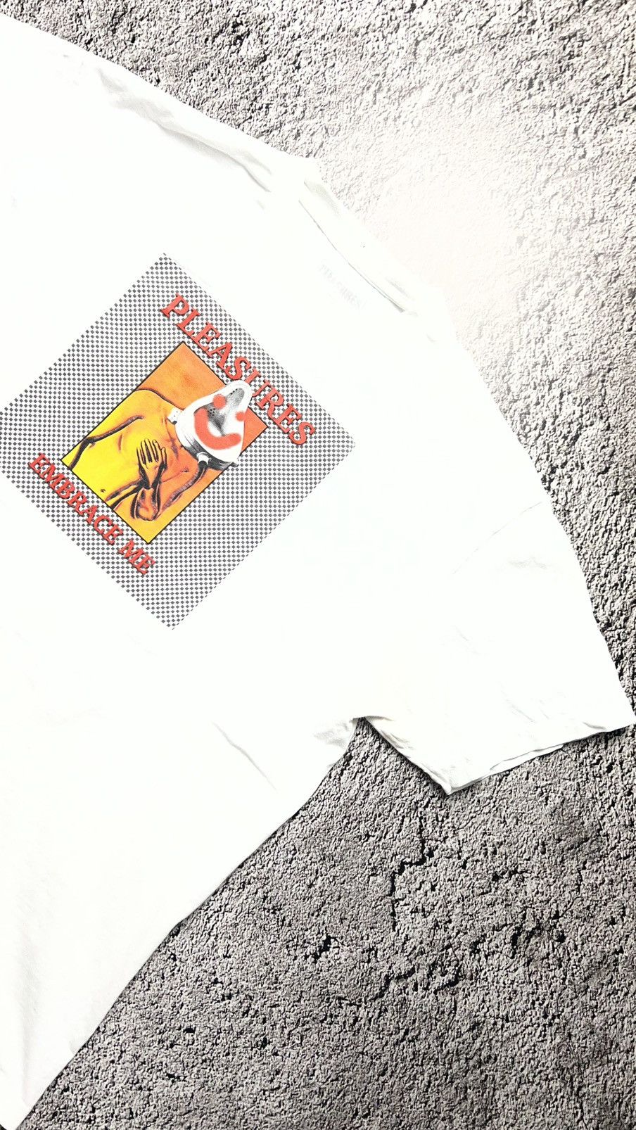 Pleasures Pleasures now “embrace me” t shirt Size US XL / EU 56 / 4 - 2 Thumbnail