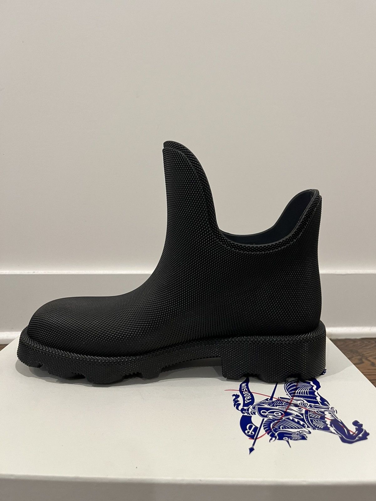 Burberry Burberry Rubber Marsh Boots Low Size US 9 / EU 42 - 9 Thumbnail