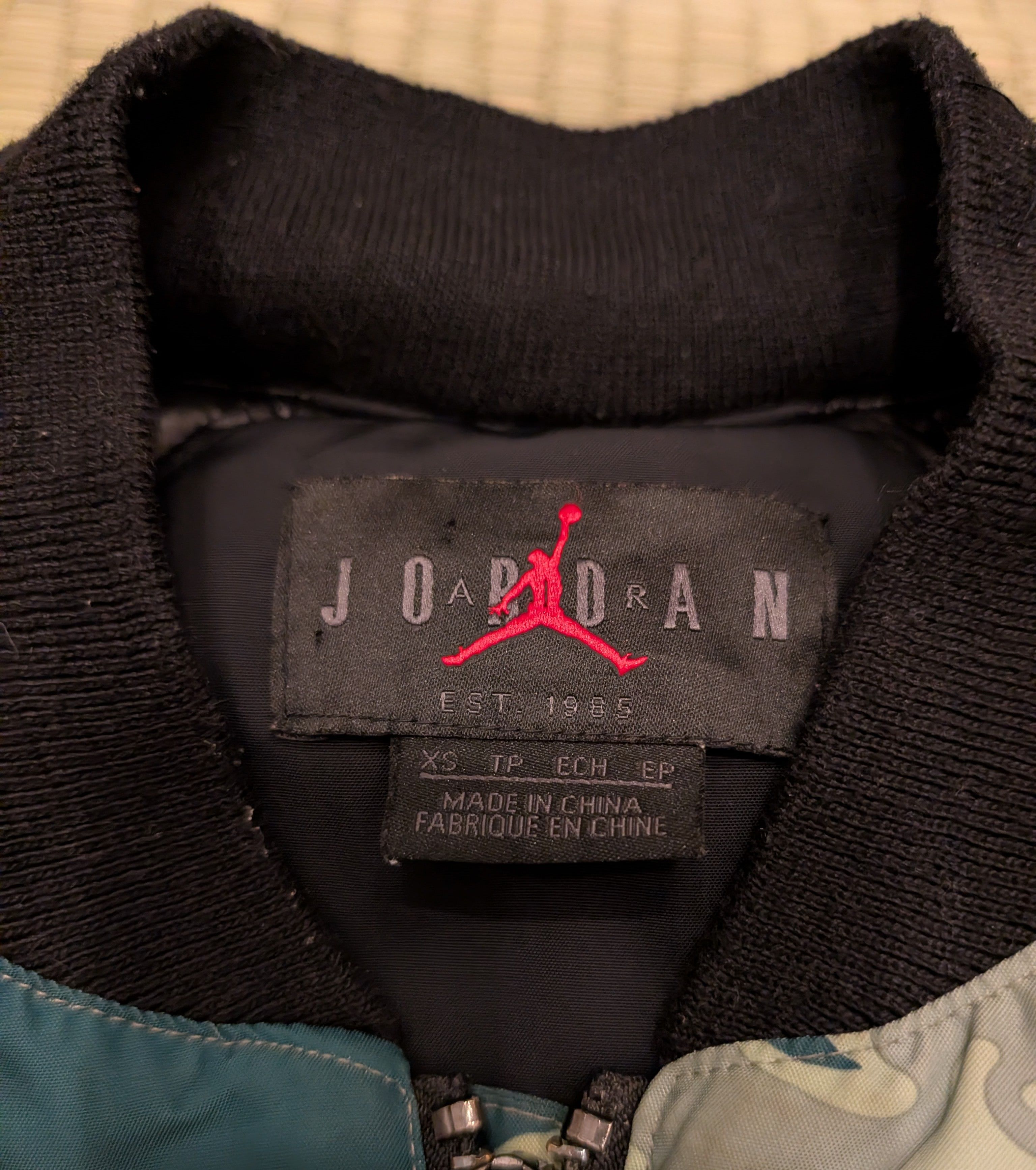 Nike Nike Air Jordan City of Flight Bomber Jacket Camo AT9005 010 Size US XS / EU 42 / 0 - 3 Thumbnail