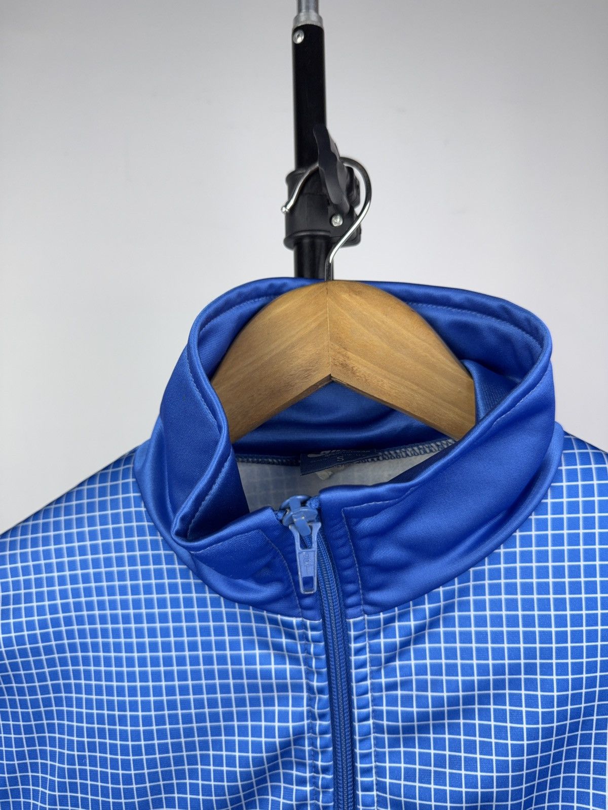 Nike Vintage Retro 80s Nike Sportswear Track Jacket UK Made S Size US S / EU 44-46 / 1 - 12 Thumbnail
