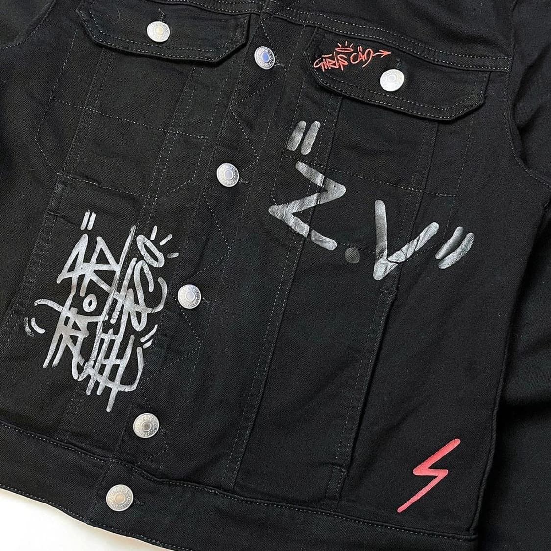 Zadig & Voltaire Zadig & Voltaire denim jacket with graffiti style graphics Size XS / US 0-2 / IT 36-38 - 12 Thumbnail