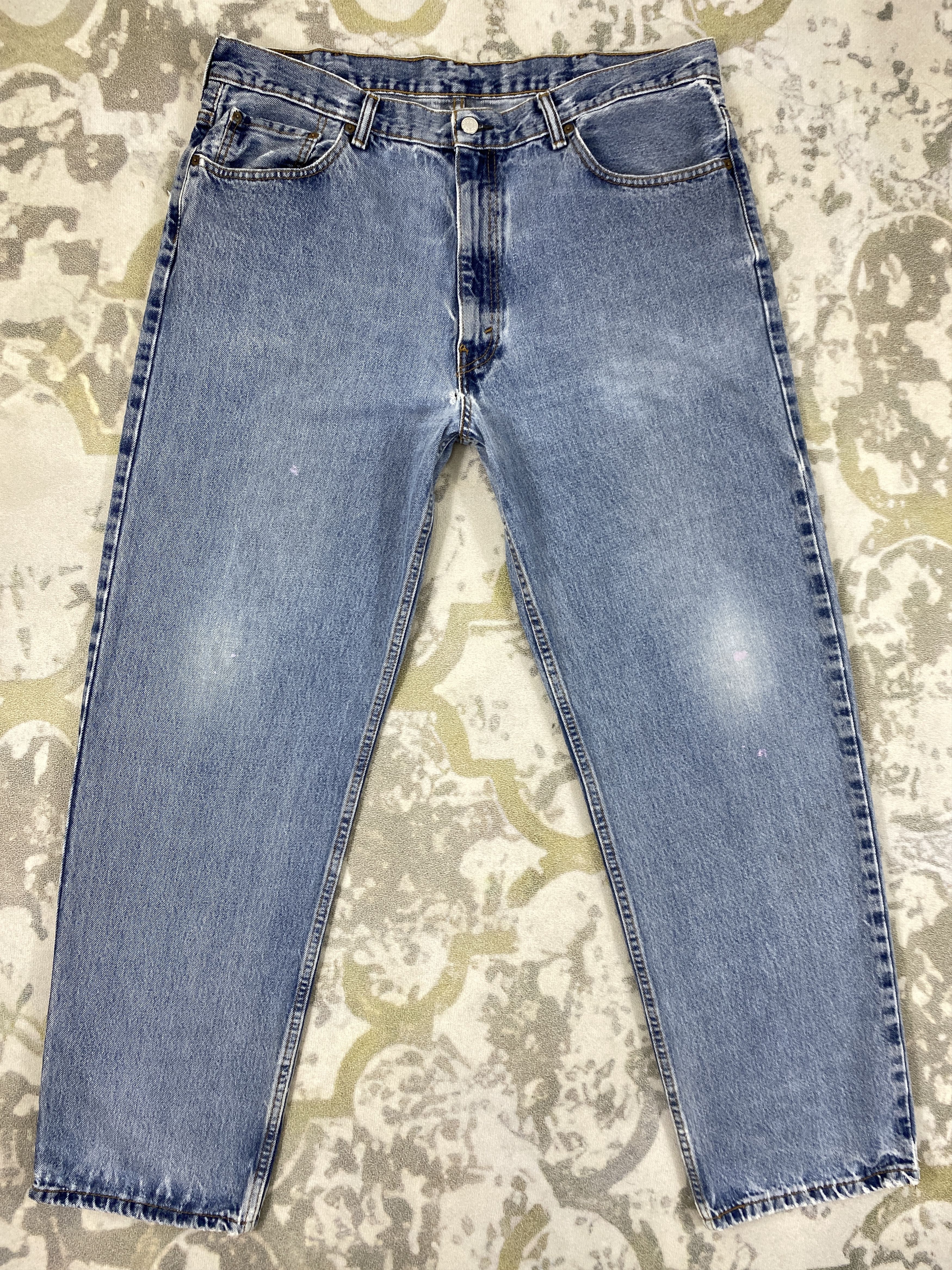 Levi's Blue Wash Vintage Levi's 550 Denim 40 x 31 -JN746 Size US 40 / EU 56 - 1 Thumbnail