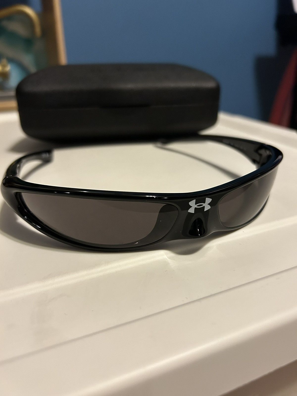 Balenciaga Under Armour Rectangle サングラス で ブラック Balenciaga - Under Armour® Rectangle Sunglasses - Black