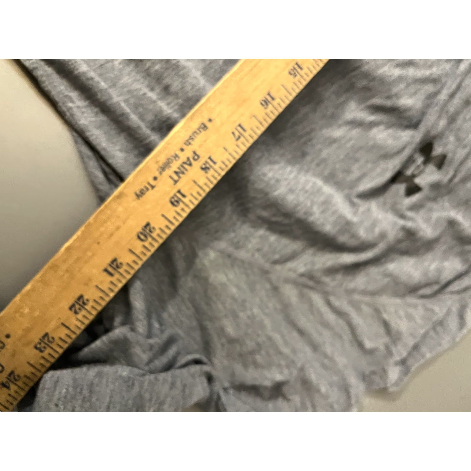 Under Armour Under Armour T-Shirt Adult Large Short Sleeve Gray HeatGear Logo Graphic Mens Size US L / EU 52-54 / 3 - 5 Thumbnail